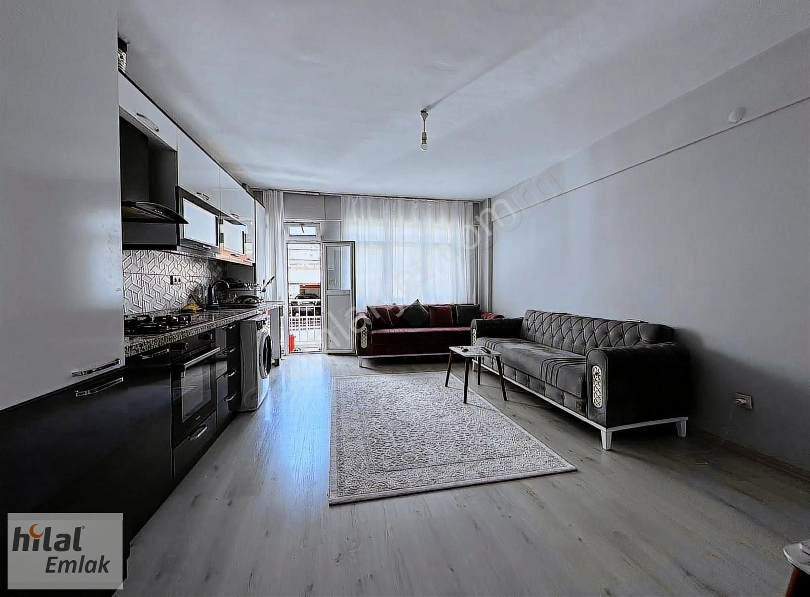 Üsküdar Merkezde İçi Yenileniş -2+1 Daire 2.650.000 Tl