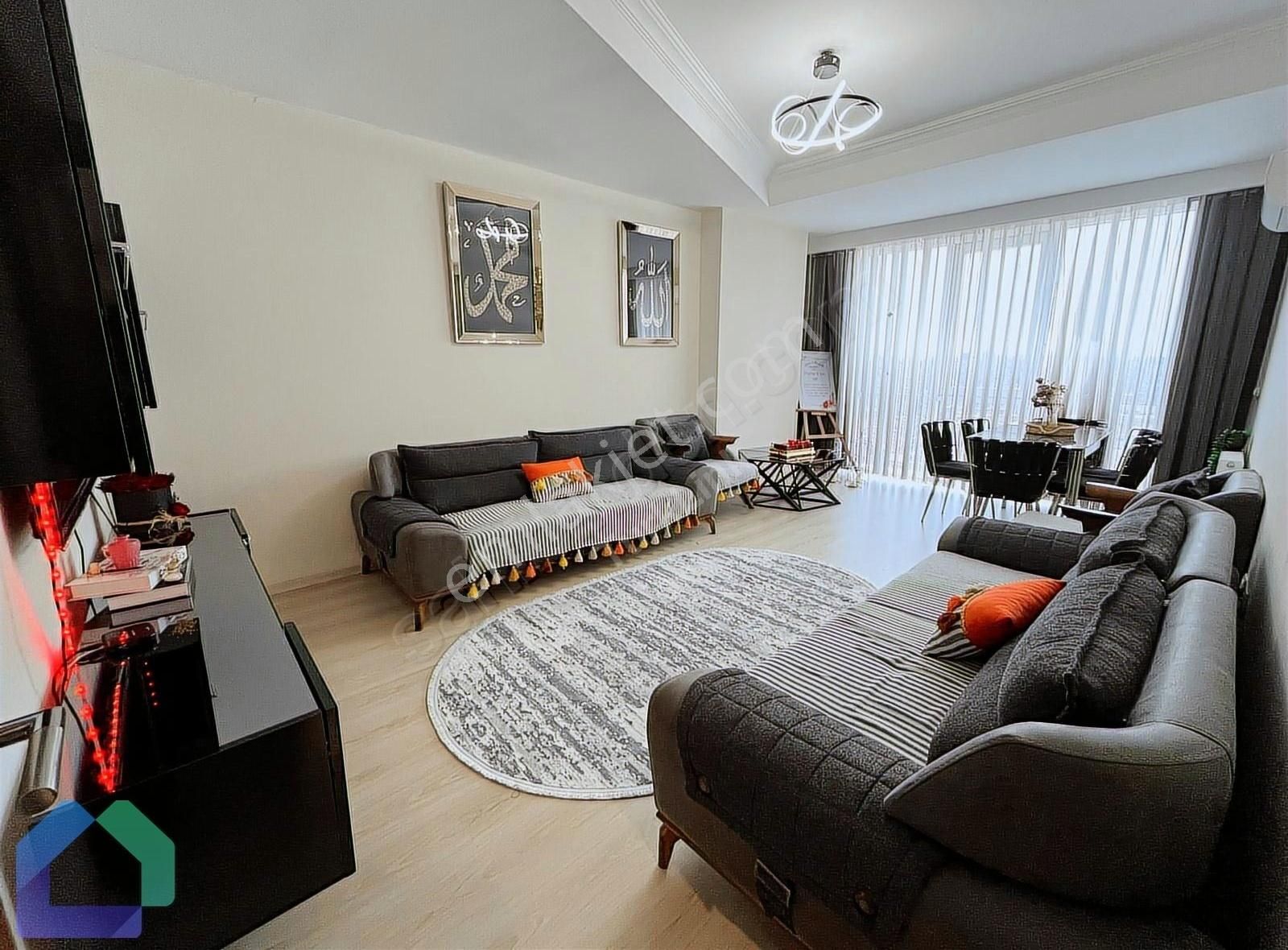 Manzaralı 2+1 Daire Dörtyaka Sitesi Üst Kat Ayrıcalığıyla