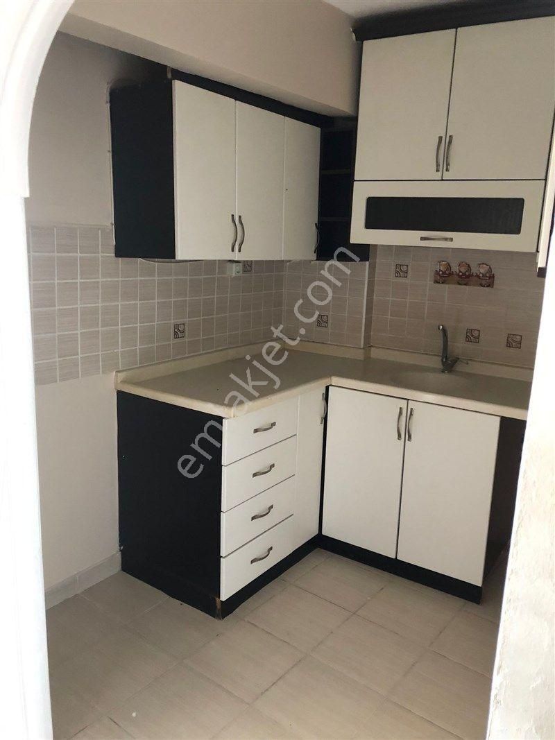 Osmangazi Çekirge'de Dolmuşa Yakın 2+1 Kiralık Daire