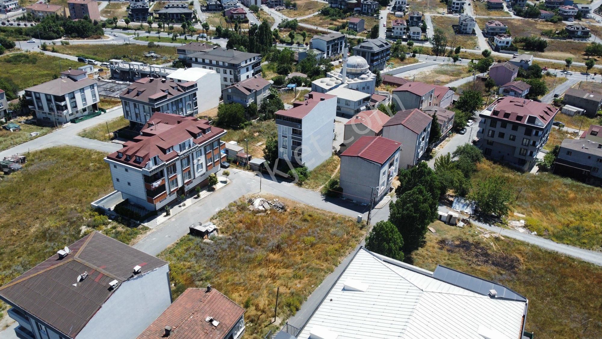 Arnavutköy Taşoluk'da 3 Yola Cephe Satılık Arsa - Görsel 17