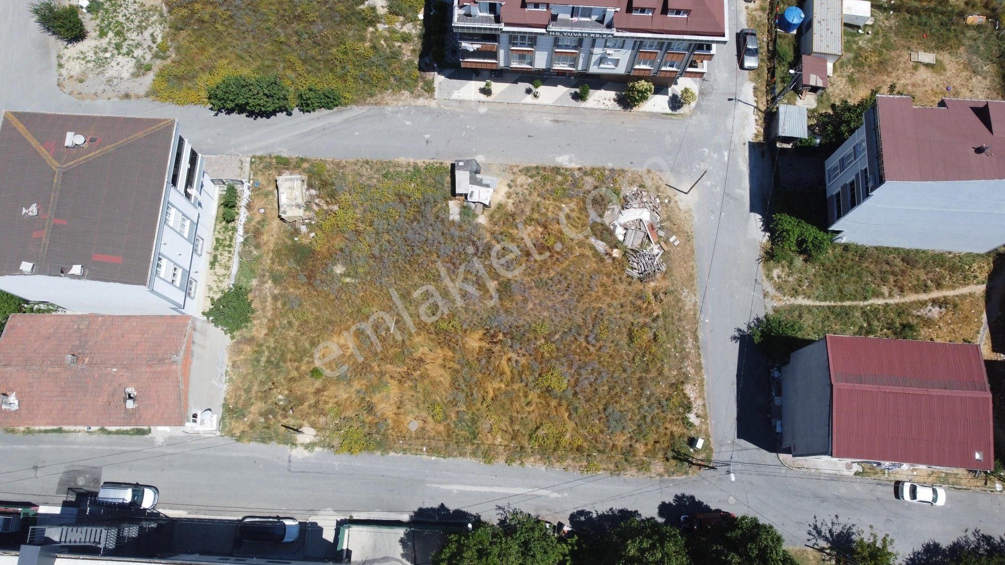 Arnavutköy Taşoluk'da 3 Yola Cephe Satılık Arsa - Görsel 21