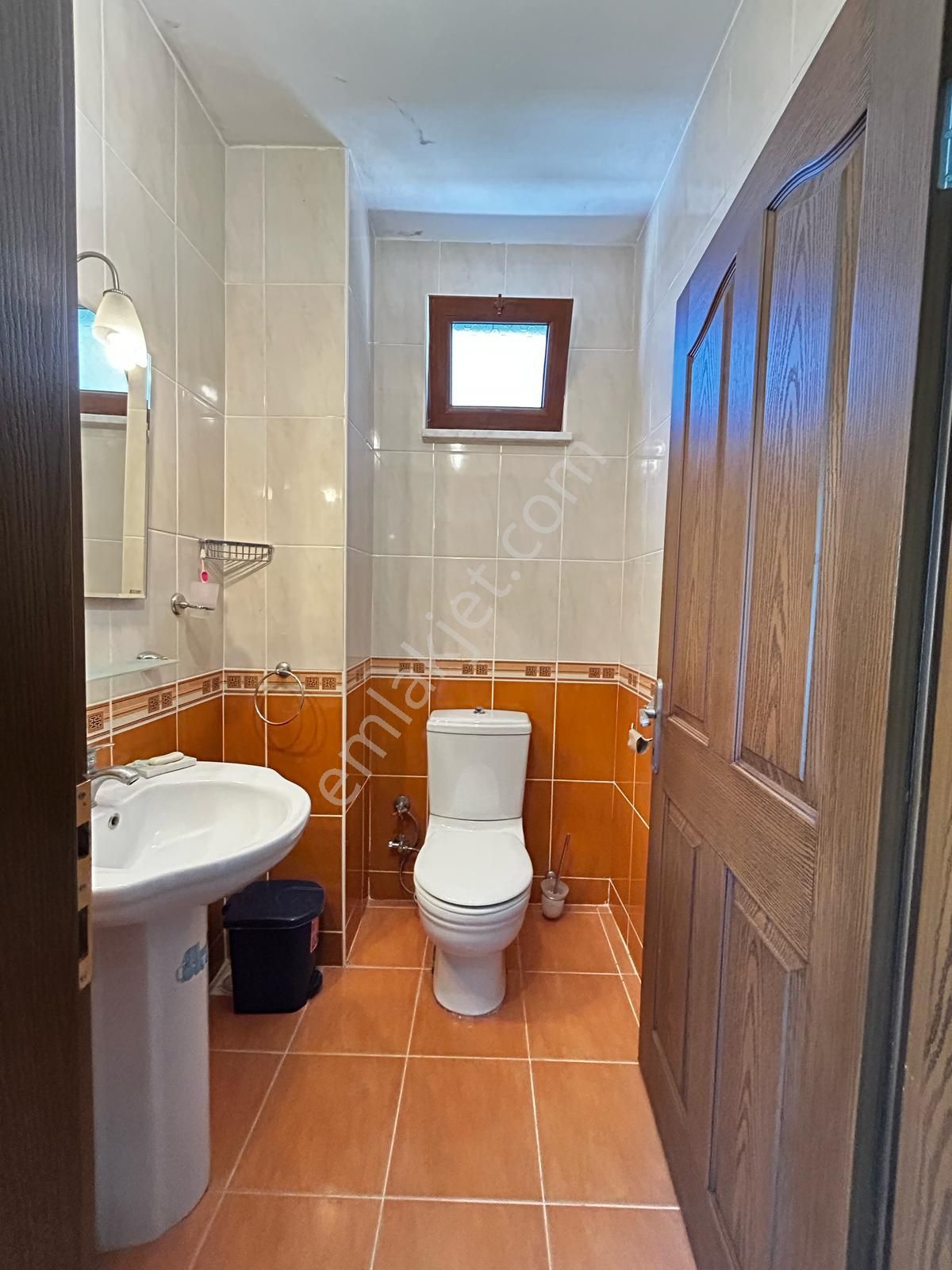 Fener' De Denıze 50 M Mesafede Tam Müstakıl Bahçelı Satılık Vılla - Görsel 18