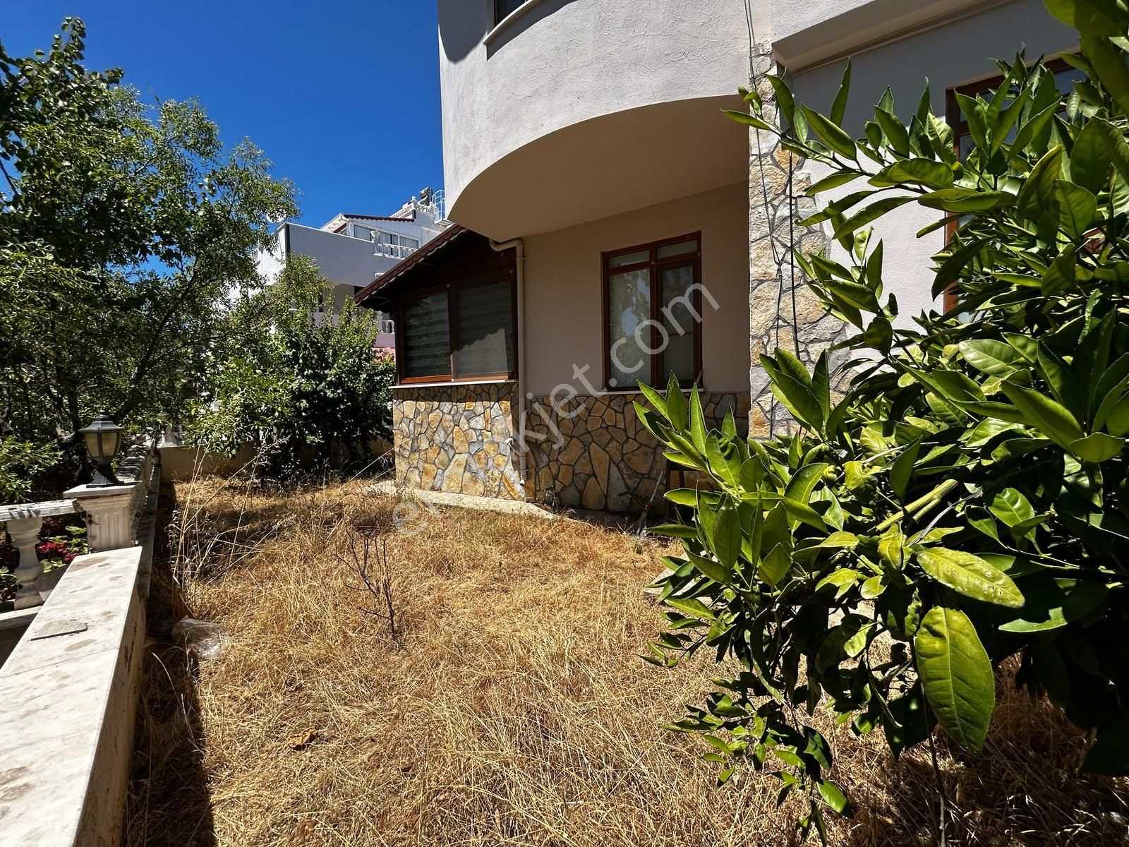 Fener' De Denıze 50 M Mesafede Tam Müstakıl Bahçelı Satılık Vılla - Görsel 8