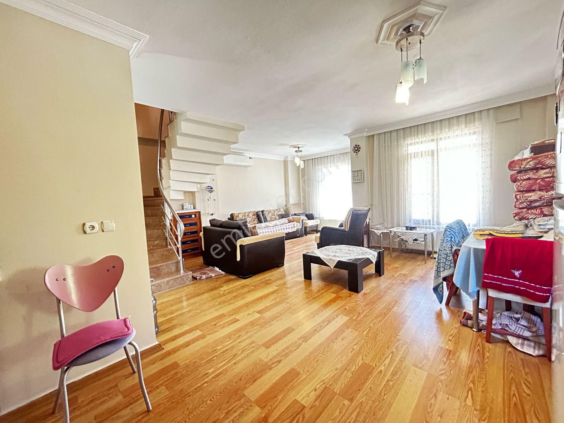 Fener' De Denıze 50 M Mesafede Tam Müstakıl Bahçelı Satılık Vılla - Görsel 12