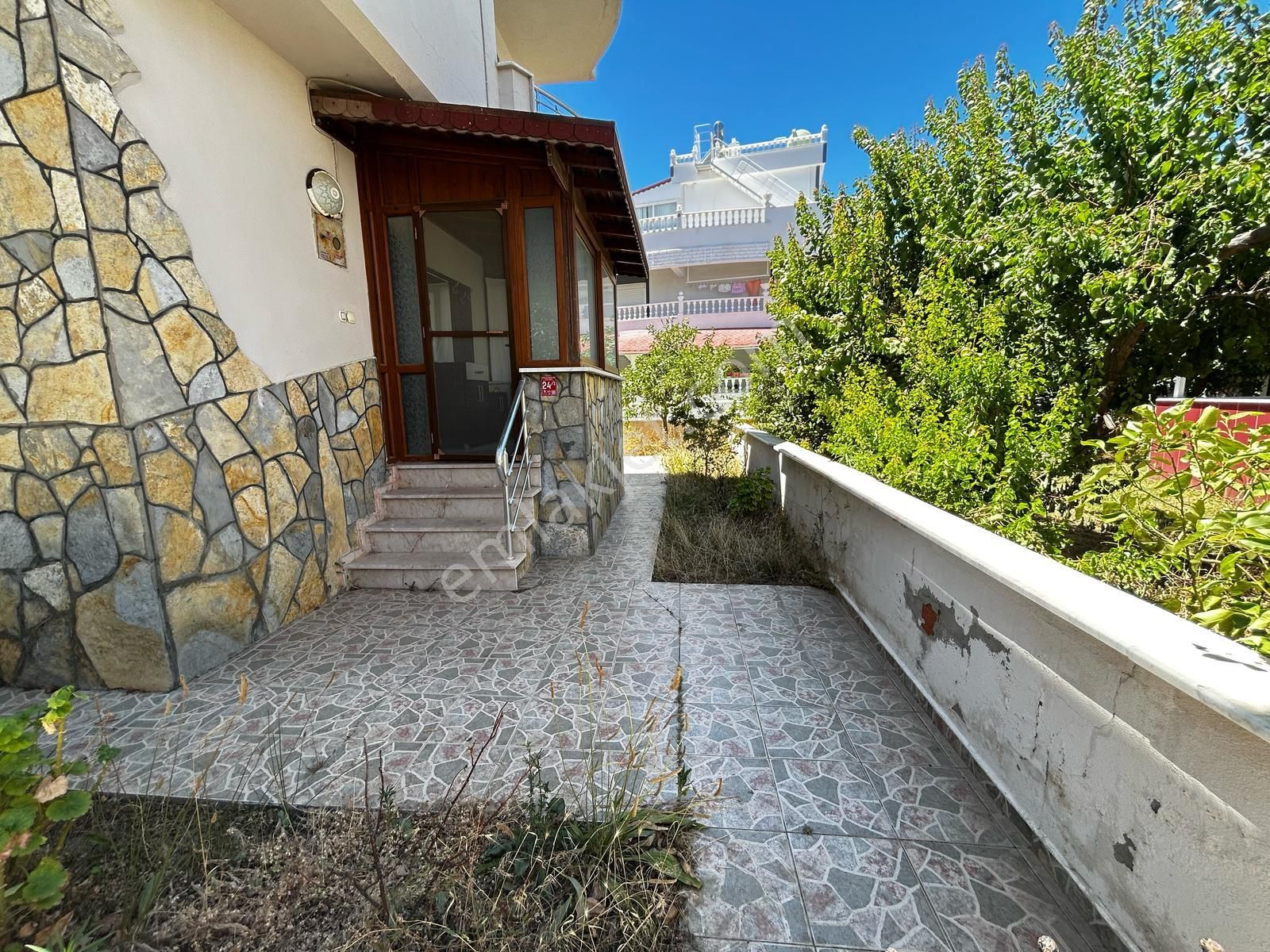 Fener' De Denıze 50 M Mesafede Tam Müstakıl Bahçelı Satılık Vılla - Görsel 2