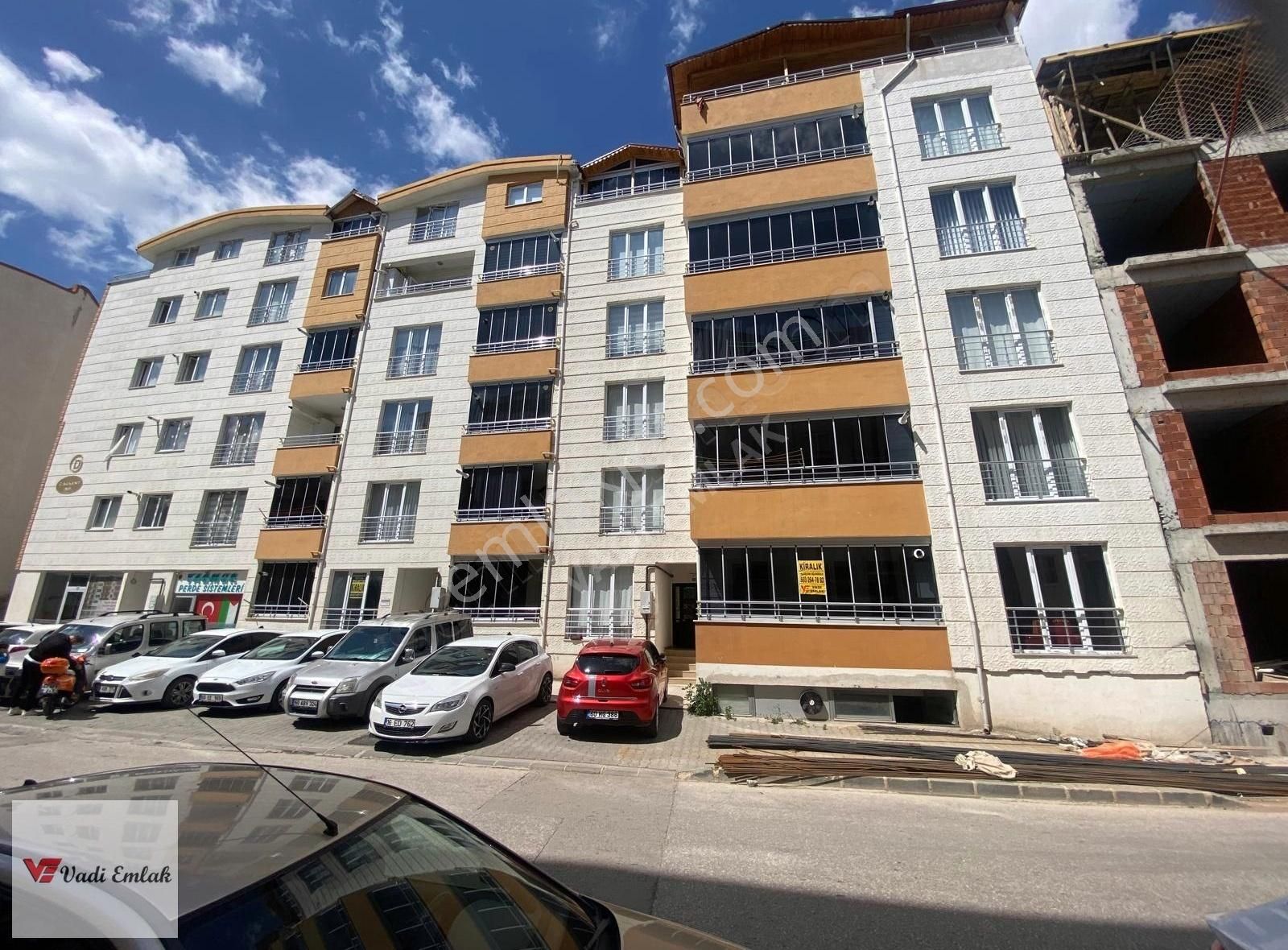 Vadi Emlak'tan Semerkant Mahallesinde 3+1 Kiralık Daire