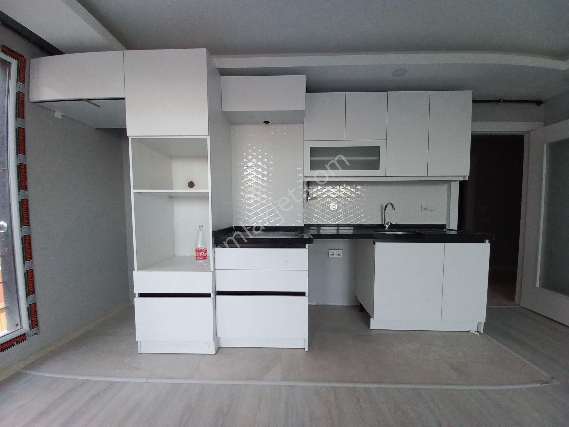 Silivri Parköyde Satılık Sıfır Daire Özgüvener Emlak İnşaat Tan