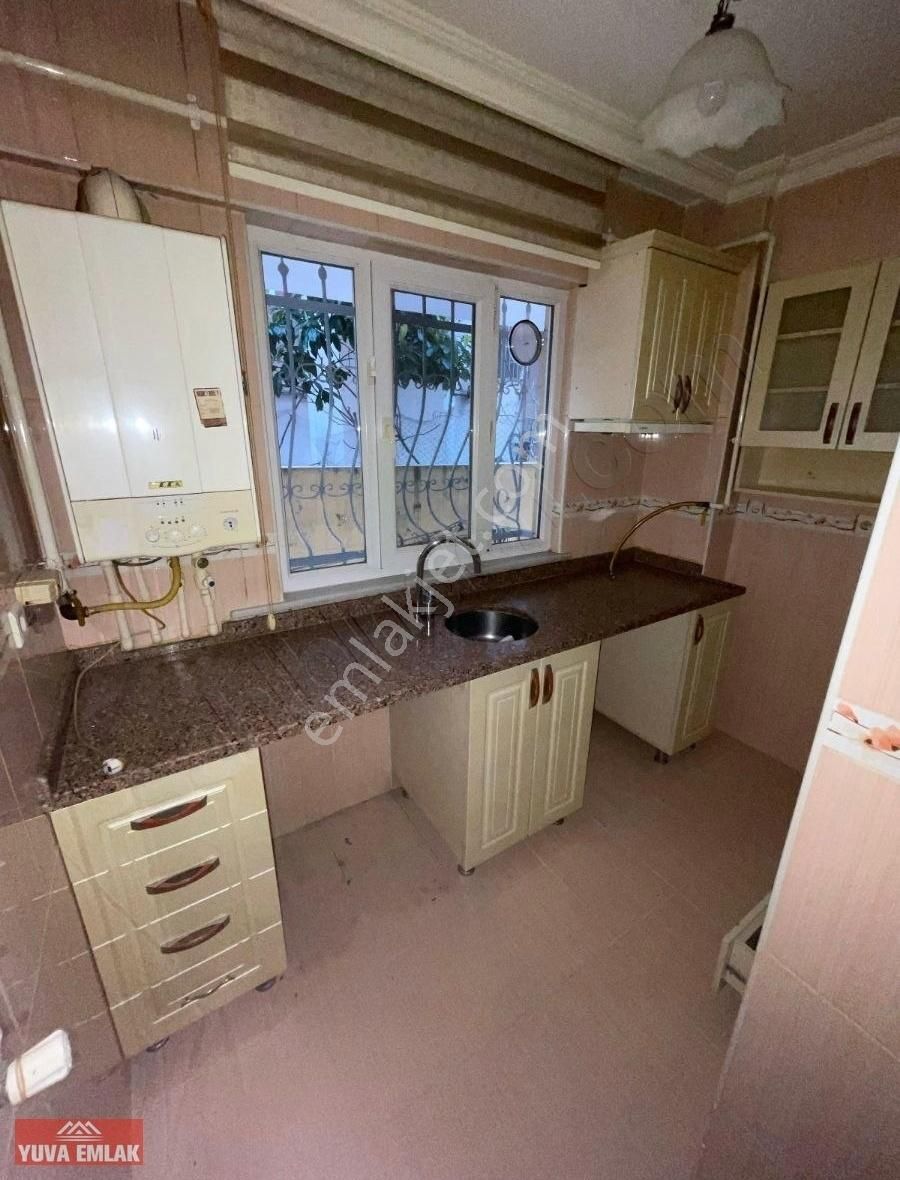 Küçükçekmece Kanarya Da Kiralık 1+1 Daire