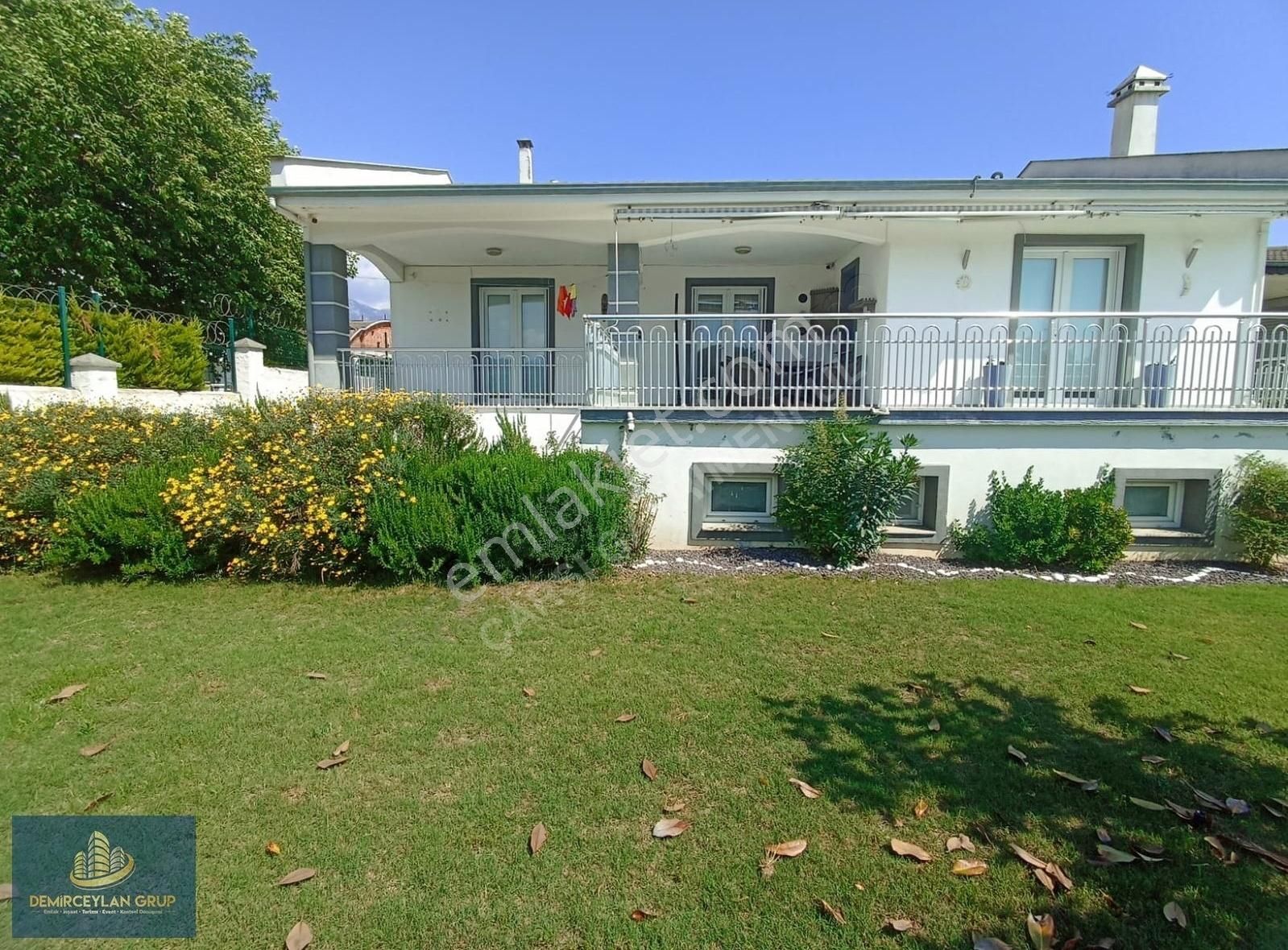 Seydikemer Kemer Mevkii Müstakil Ev Açıklamayı Okuyunuz