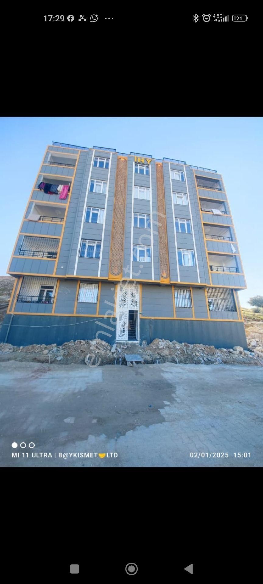 3 Oda Sıfır Kombi Petek Hariç Ful+ful Büyük 3 Odalı Yüksek Giriş