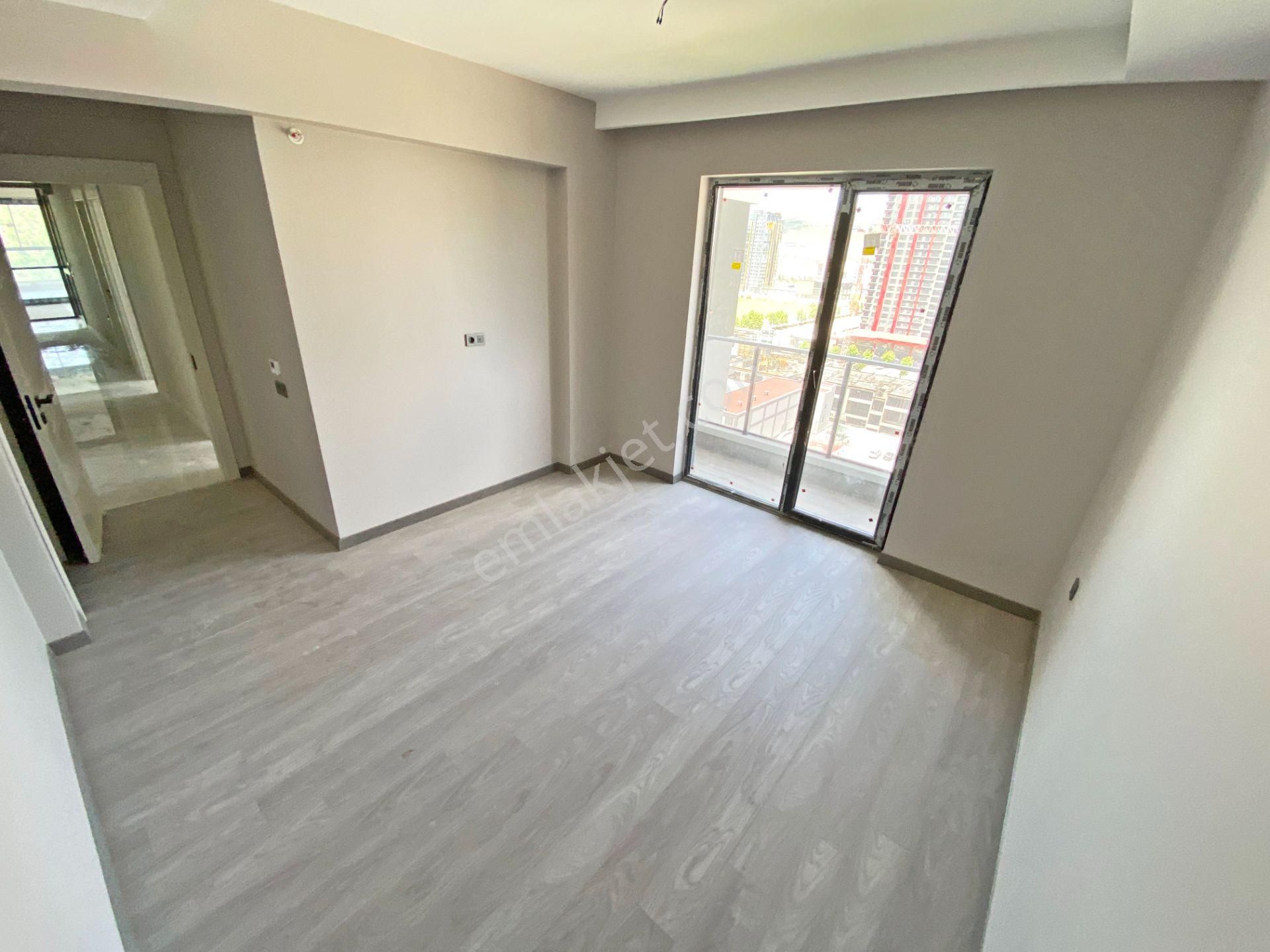 4+1 Ovacığın Göz Kamaştıran Projesi Bulvara Cephe Ada Mutfaklı - Görsel 31