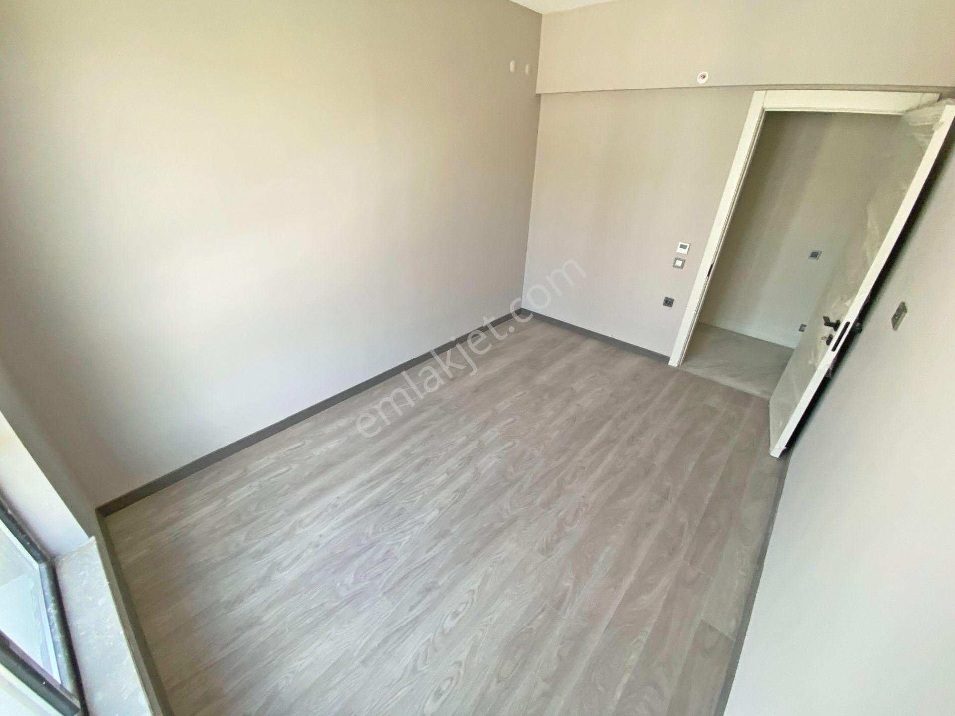 4+1 Ovacığın Göz Kamaştıran Projesi Bulvara Cephe Ada Mutfaklı - Görsel 29