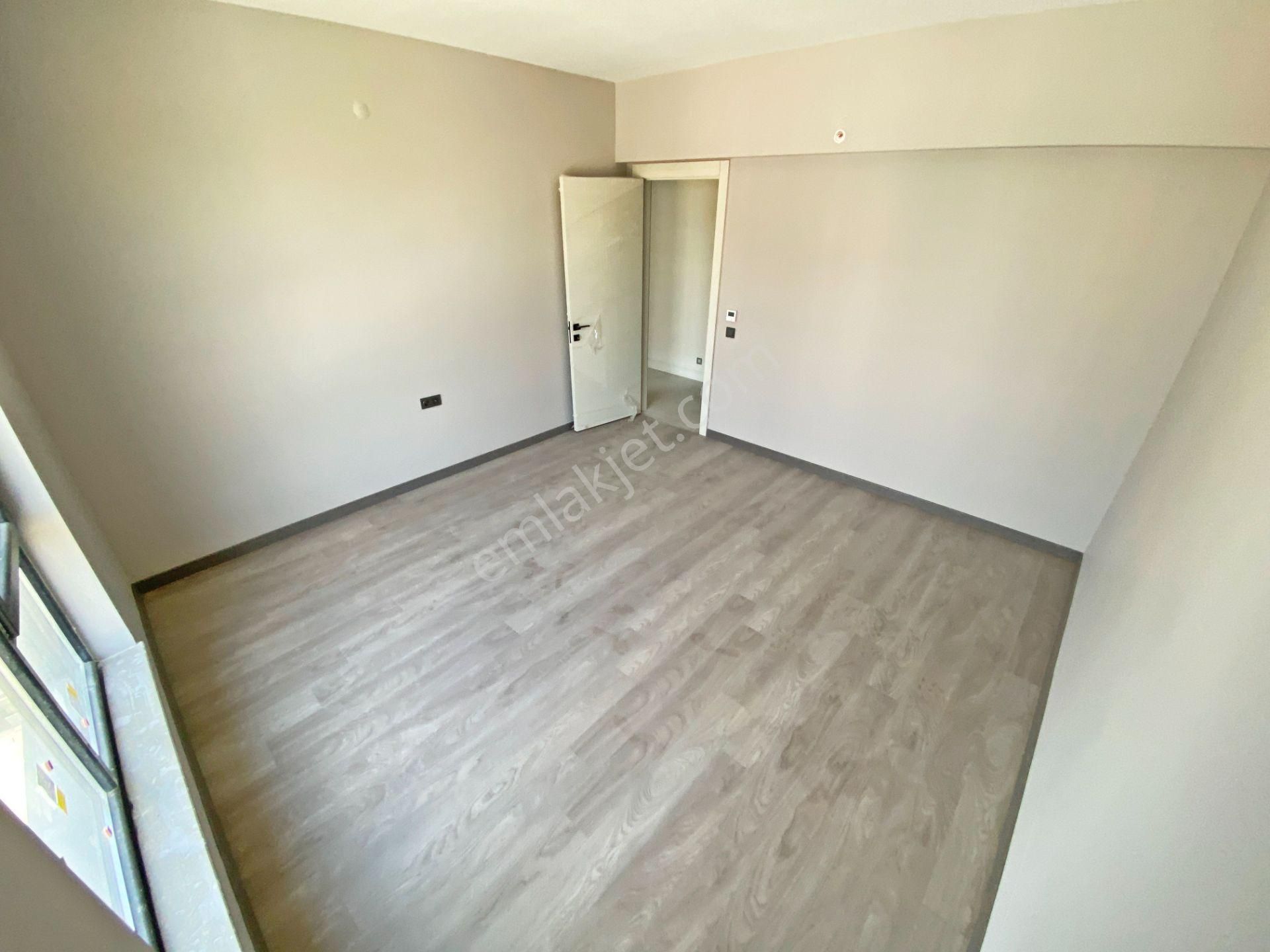 4+1 Ovacığın Göz Kamaştıran Projesi Bulvara Cephe Ada Mutfaklı - Görsel 19