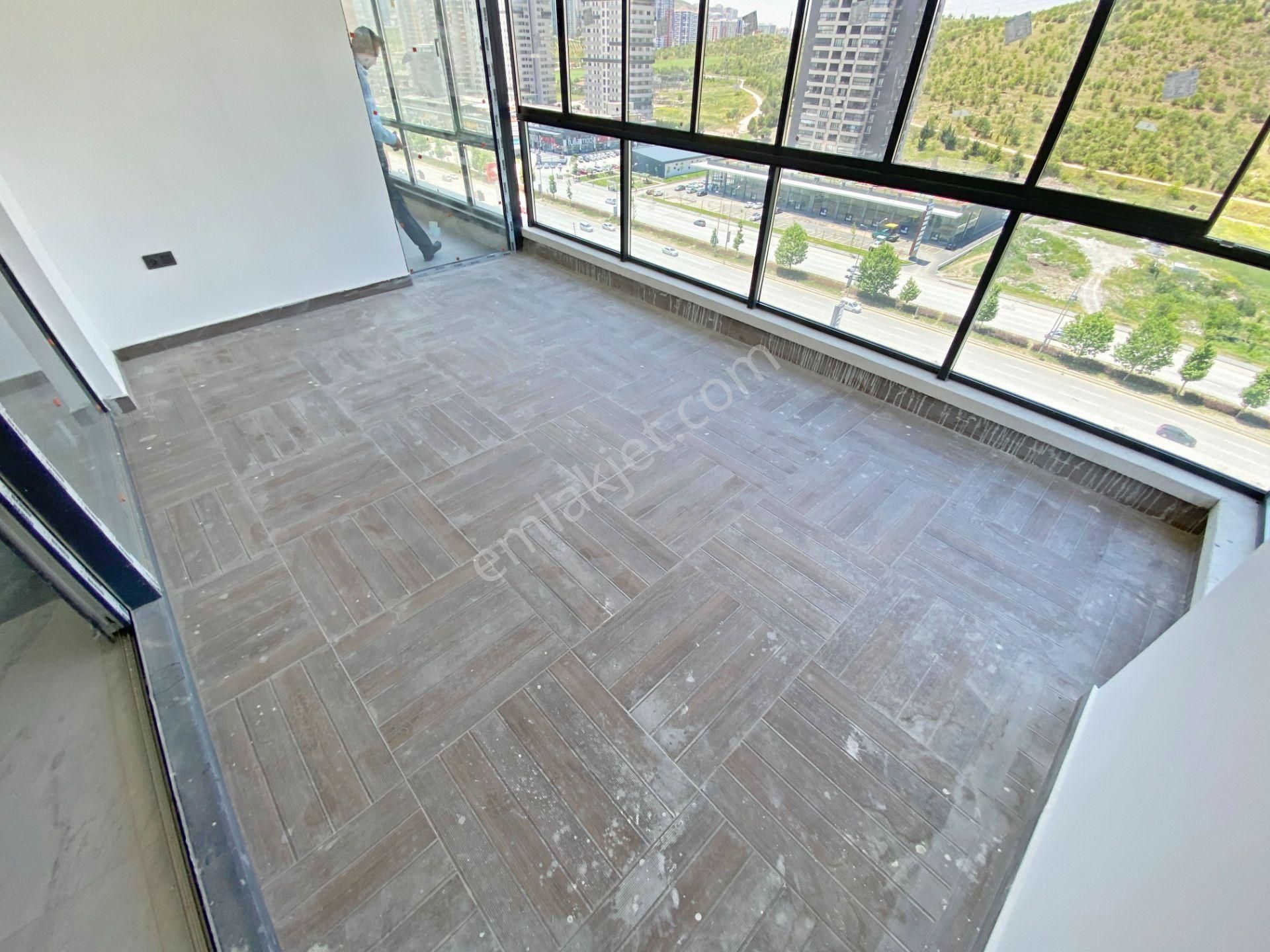 4+1 Ovacığın Göz Kamaştıran Projesi Bulvara Cephe Ada Mutfaklı - Görsel 10