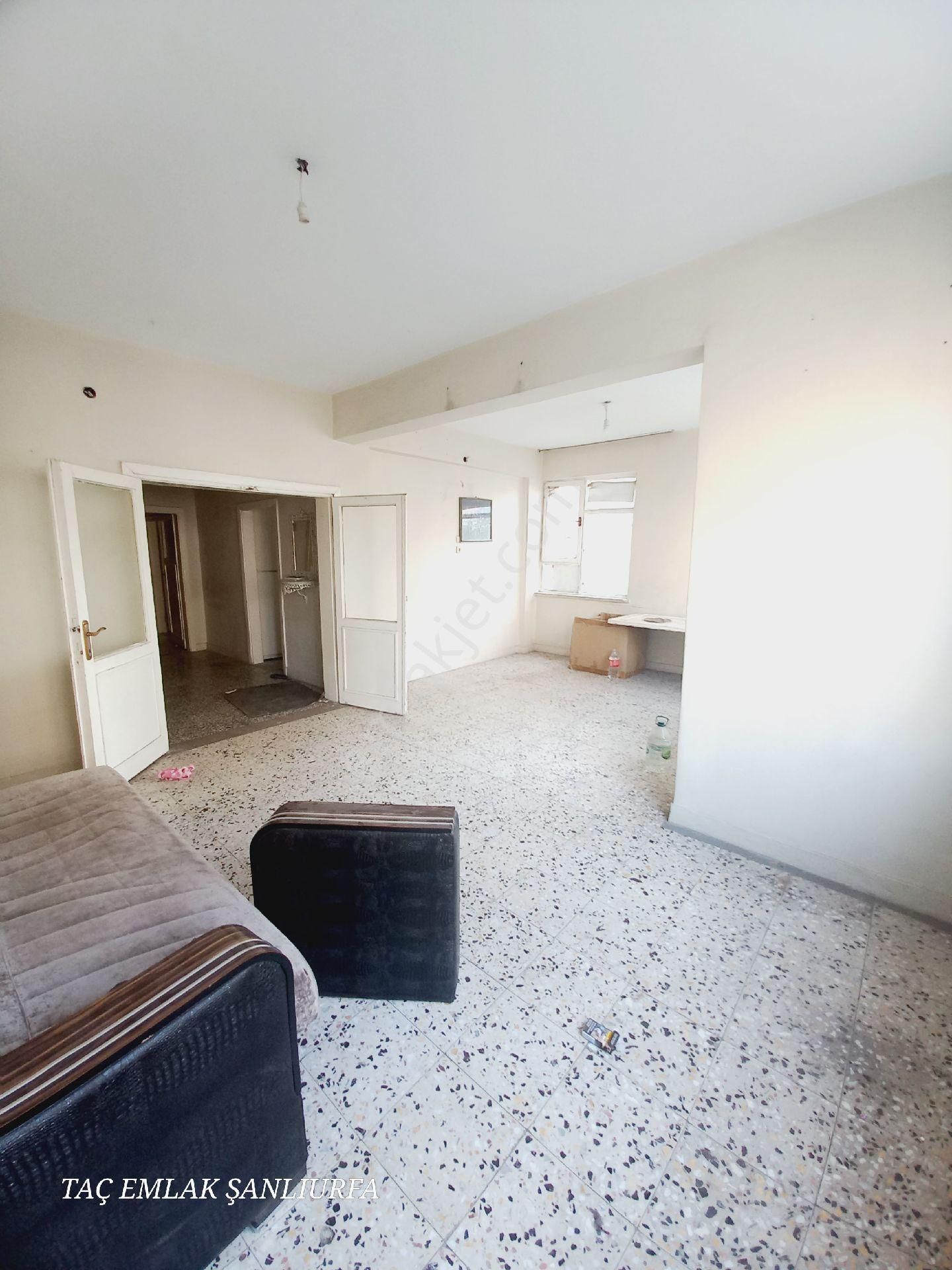 Satılık Uygun Fiyatlı Ara Kat Daire
