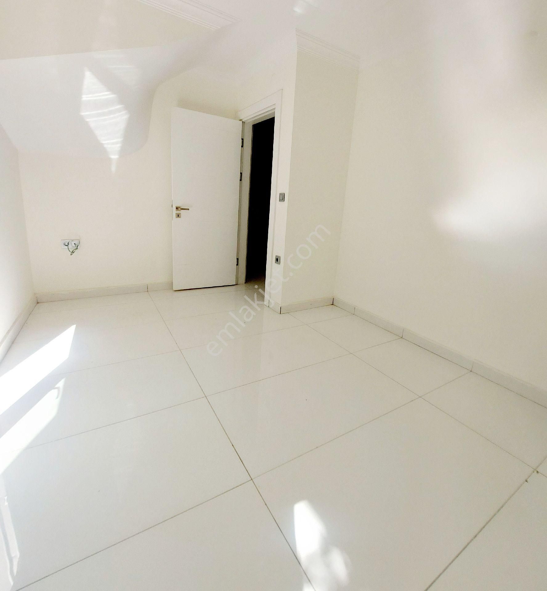 Didim Çamlık Mah. Geniş Bahçeli Sıfır 2+1 Bahçe Katı Dublex Daire - Görsel 20