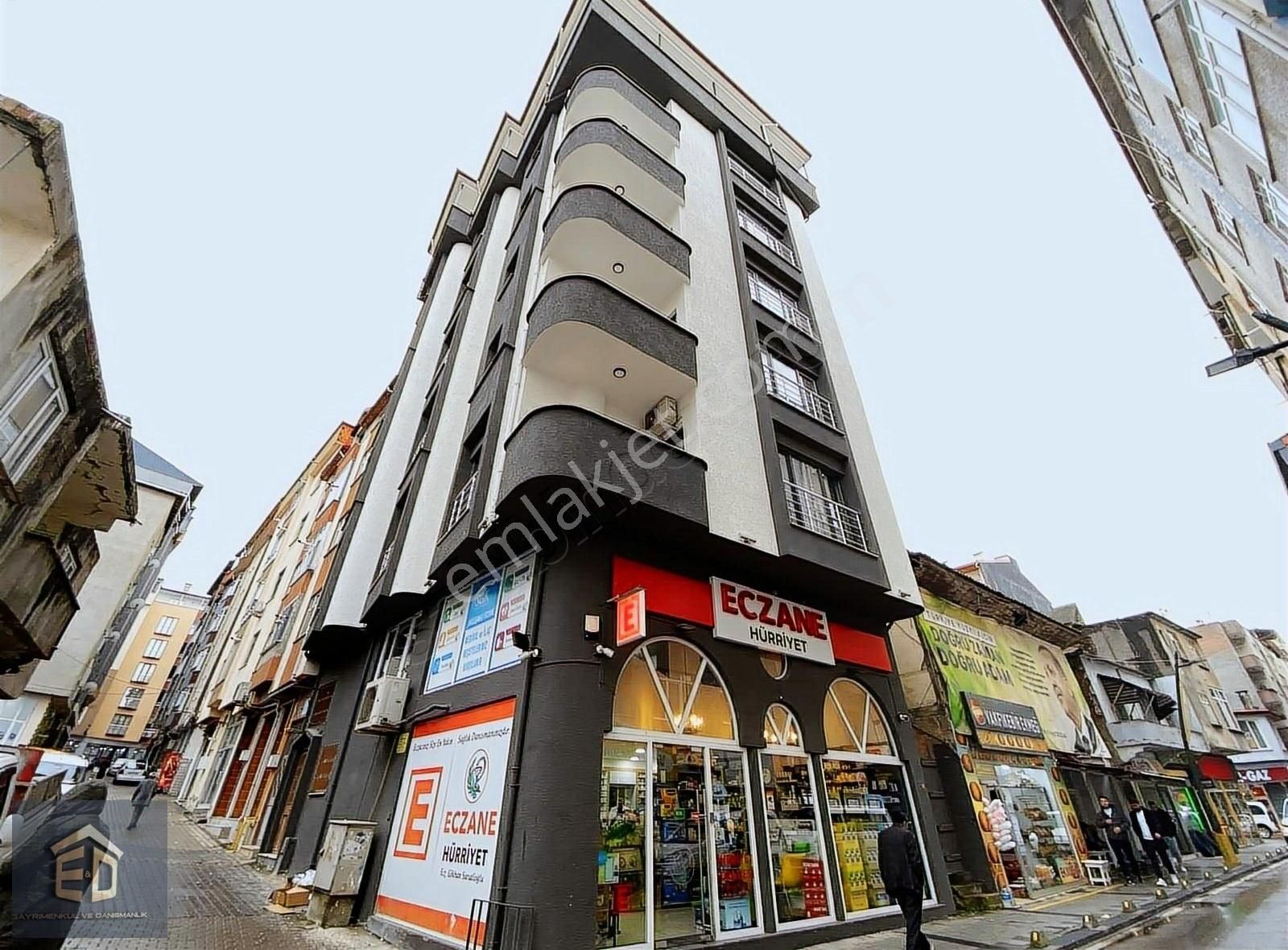 Arsin Merkezde Satılık 2+1 Doğalgazlı Sıfır Daire