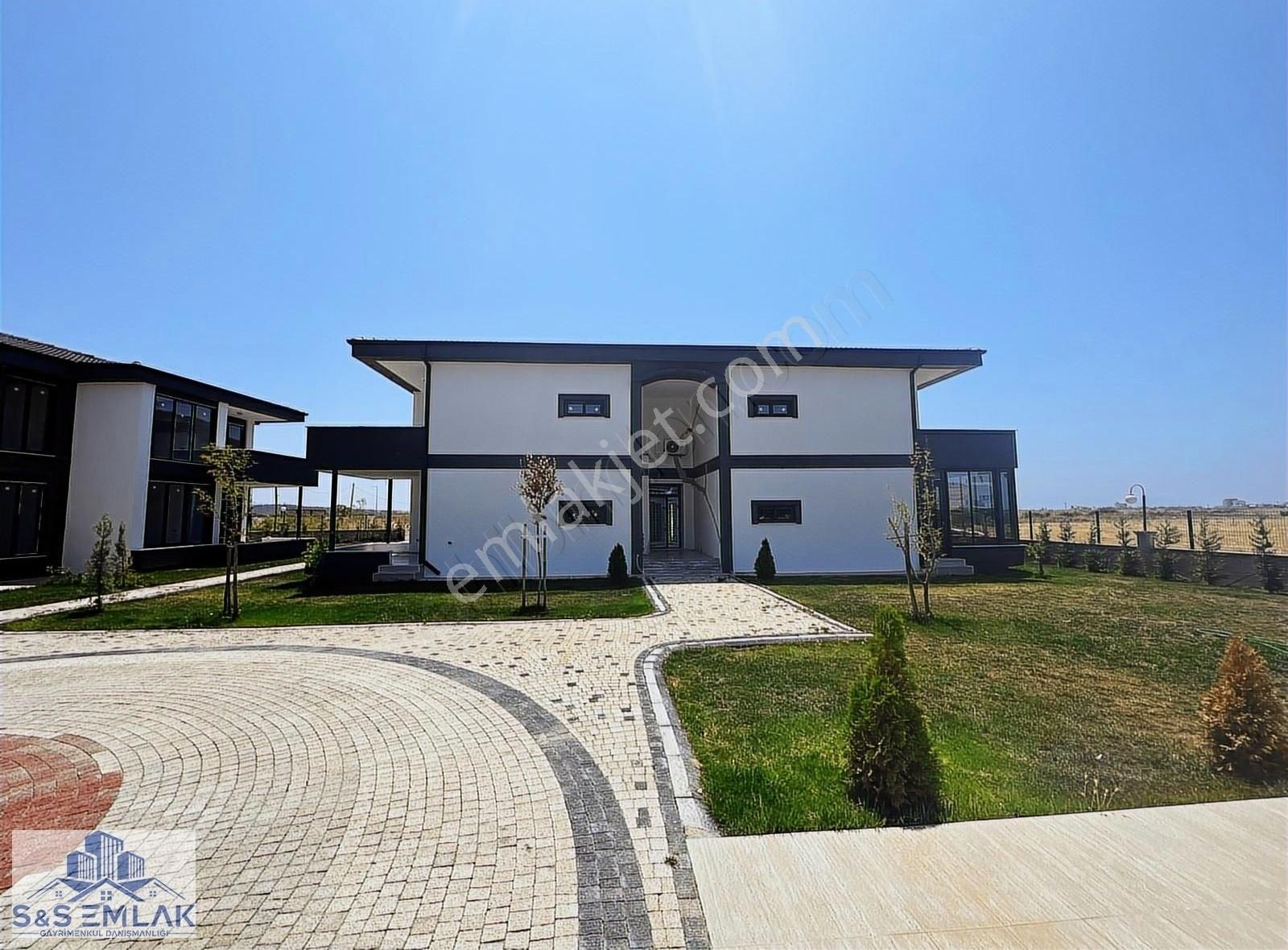 S&s Emlakdan Küçükköyde Havuzlu Site İçi 2+1 Sıfır Satılık Daire - Görsel 8