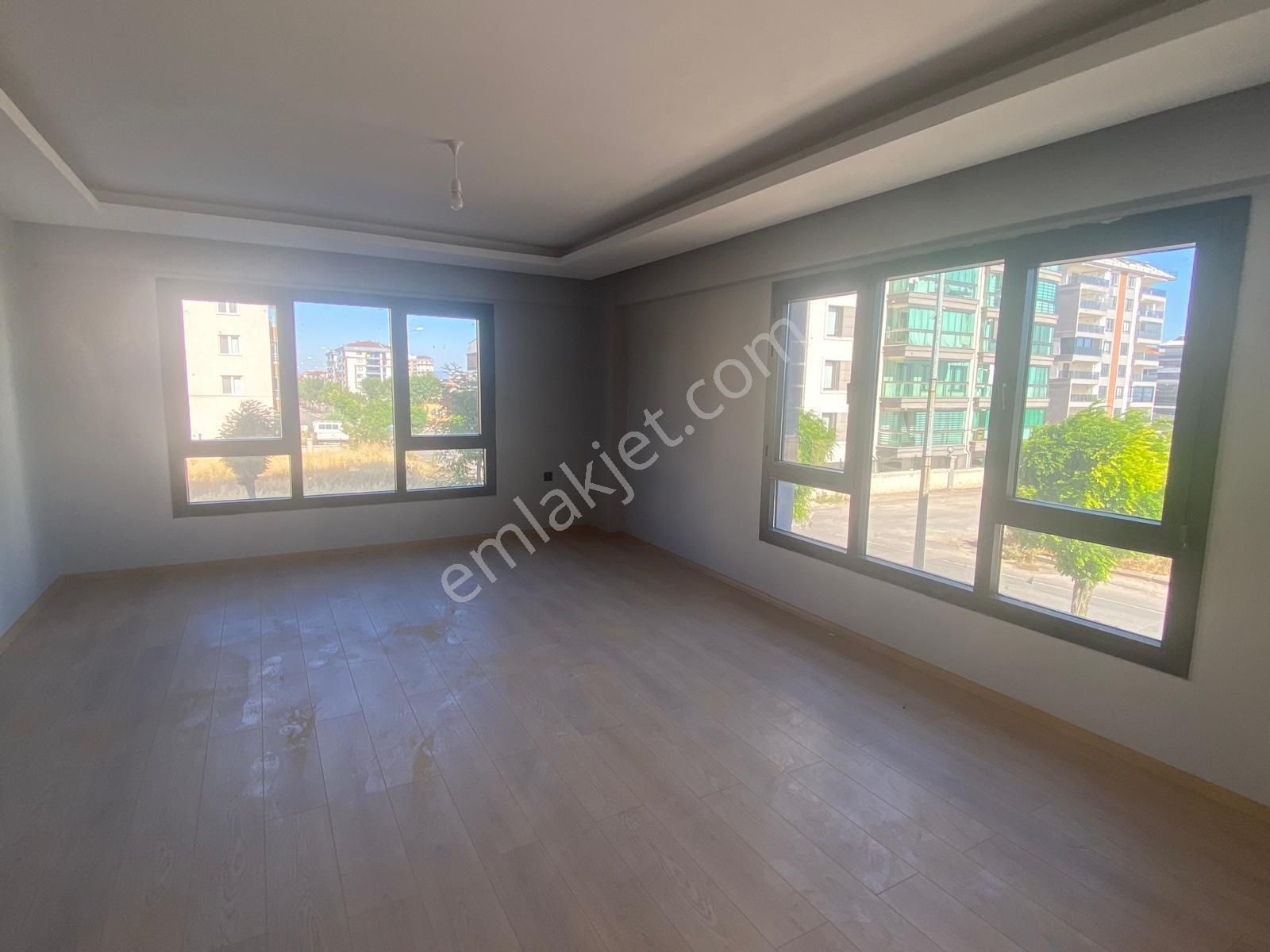 Uşak Kemalöz Mahallesi 3+1 195 M2 Sıfır Satılık Daire - Görsel 10