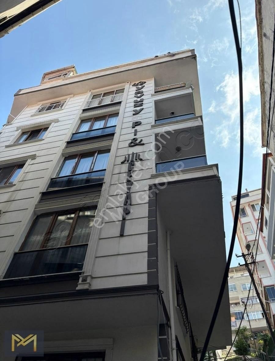 Eyüp Alıbeyköy Karadolap Mahallesin'de 3+1 Arakat Metrobüse 5dk