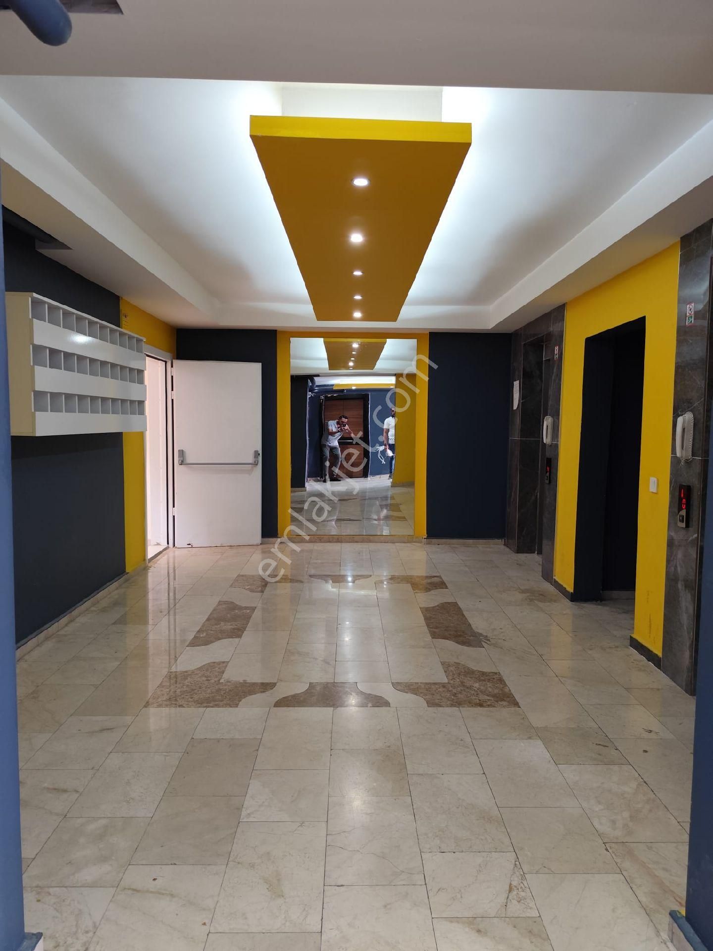 Carkipare'de 3+1 Acık Mutfak Genıs Oturumlu Stad Karsısı - Görsel 24