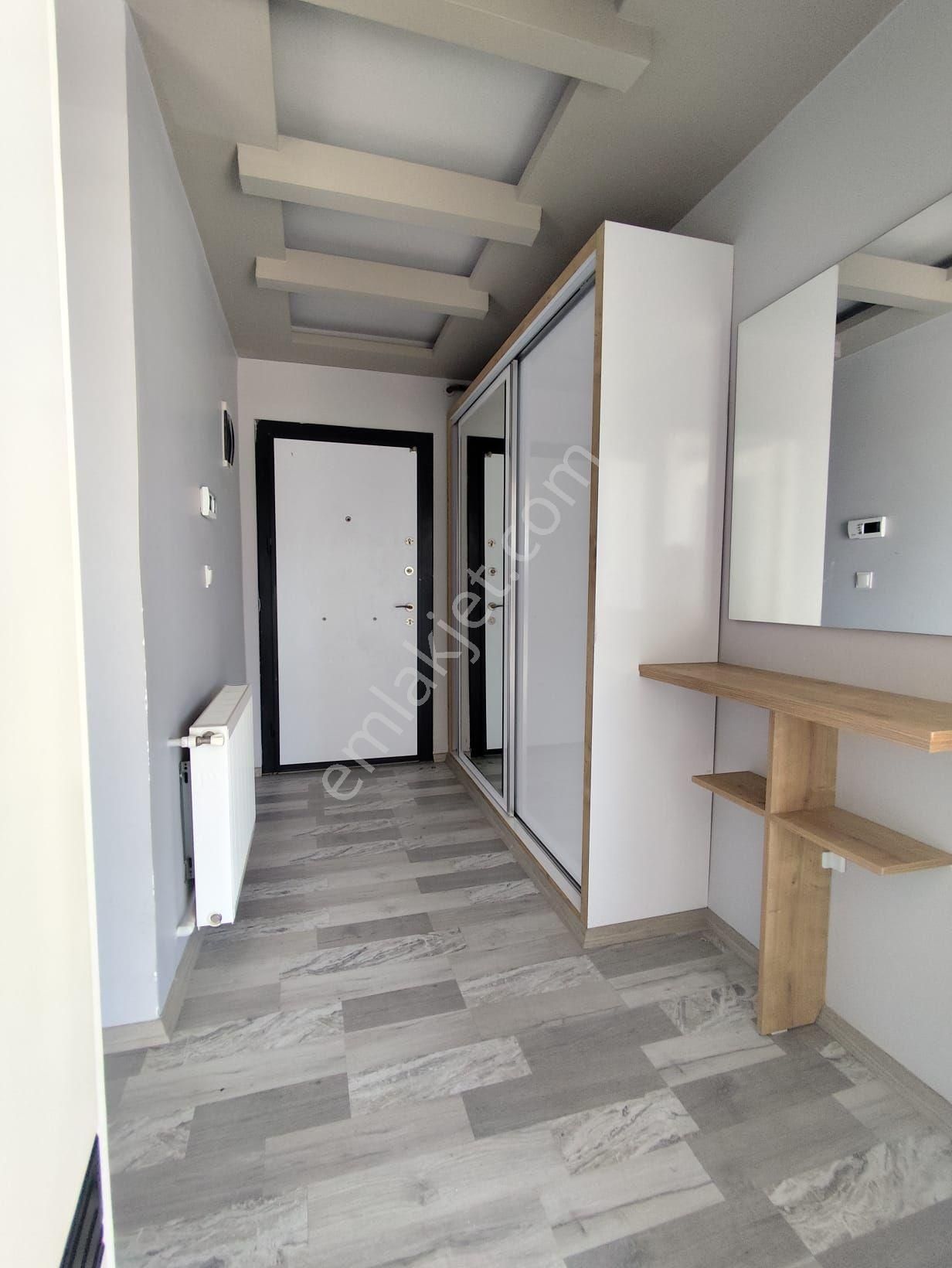 Carkipare'de 3+1 Acık Mutfak Genıs Oturumlu Stad Karsısı - Görsel 11