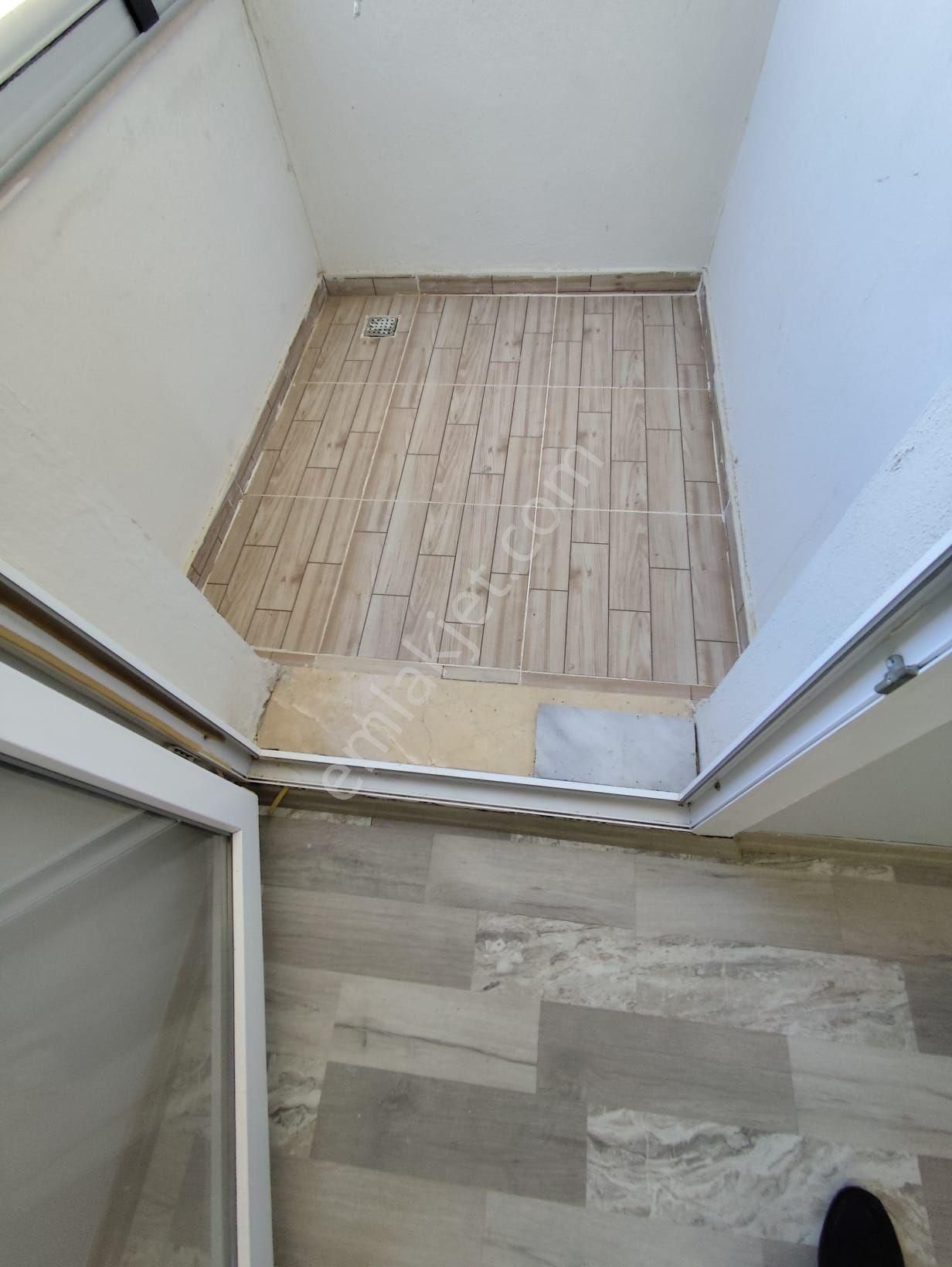 Carkipare'de 3+1 Acık Mutfak Genıs Oturumlu Stad Karsısı - Görsel 23