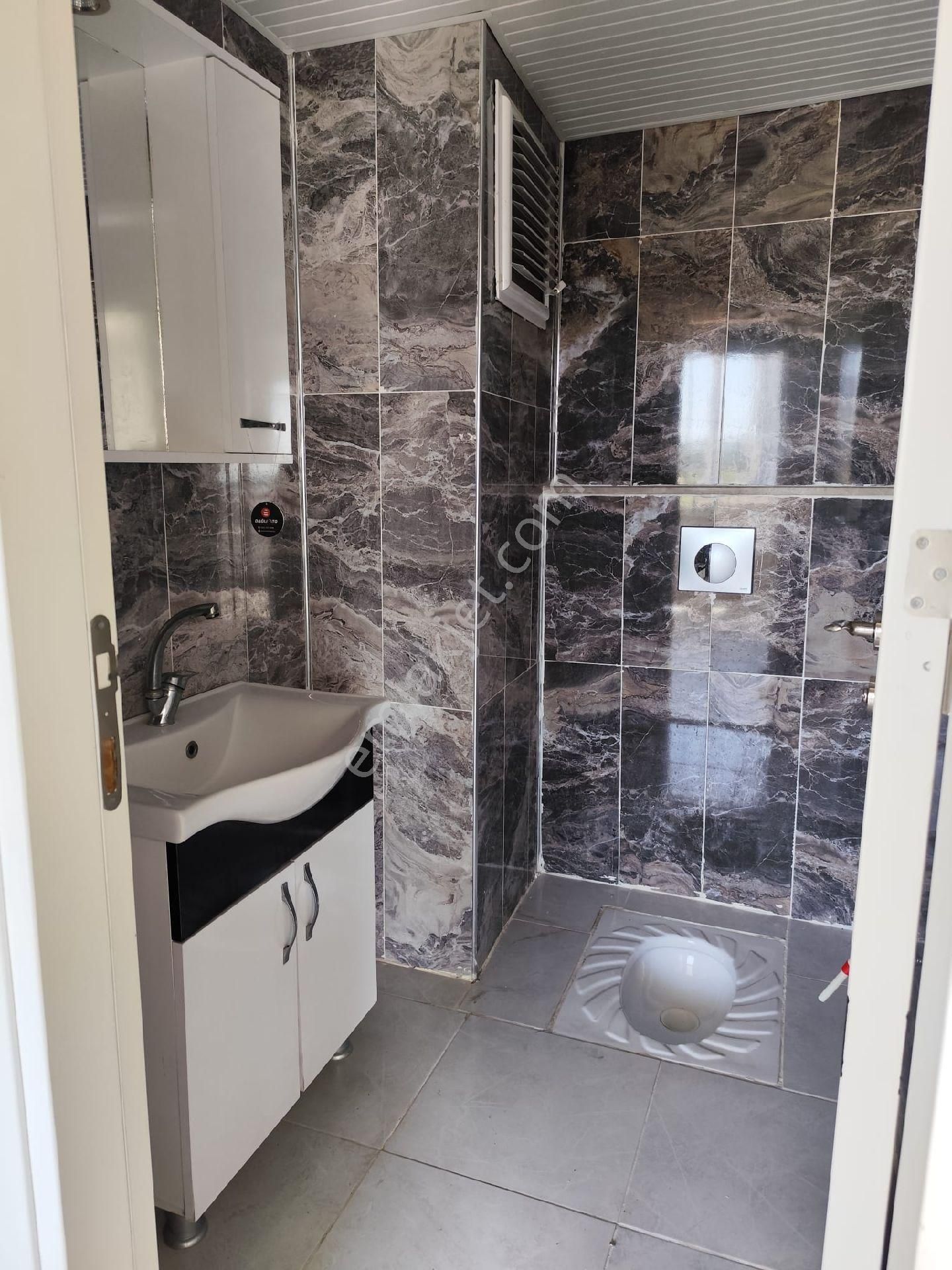 Carkipare'de 3+1 Acık Mutfak Genıs Oturumlu Stad Karsısı - Görsel 13