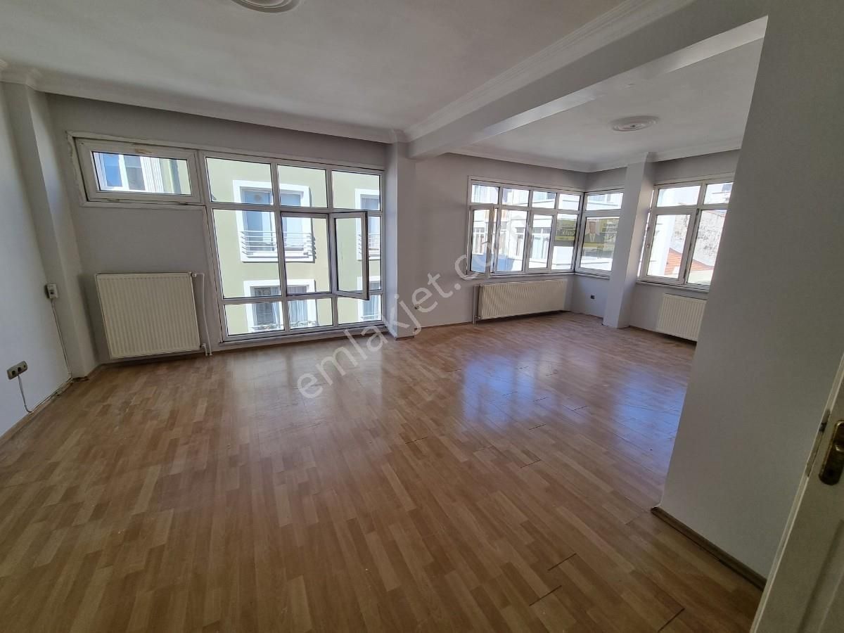 Turyaptan Modada Merkezi Konumda Ara Kat Kiralık 3+1 Daire