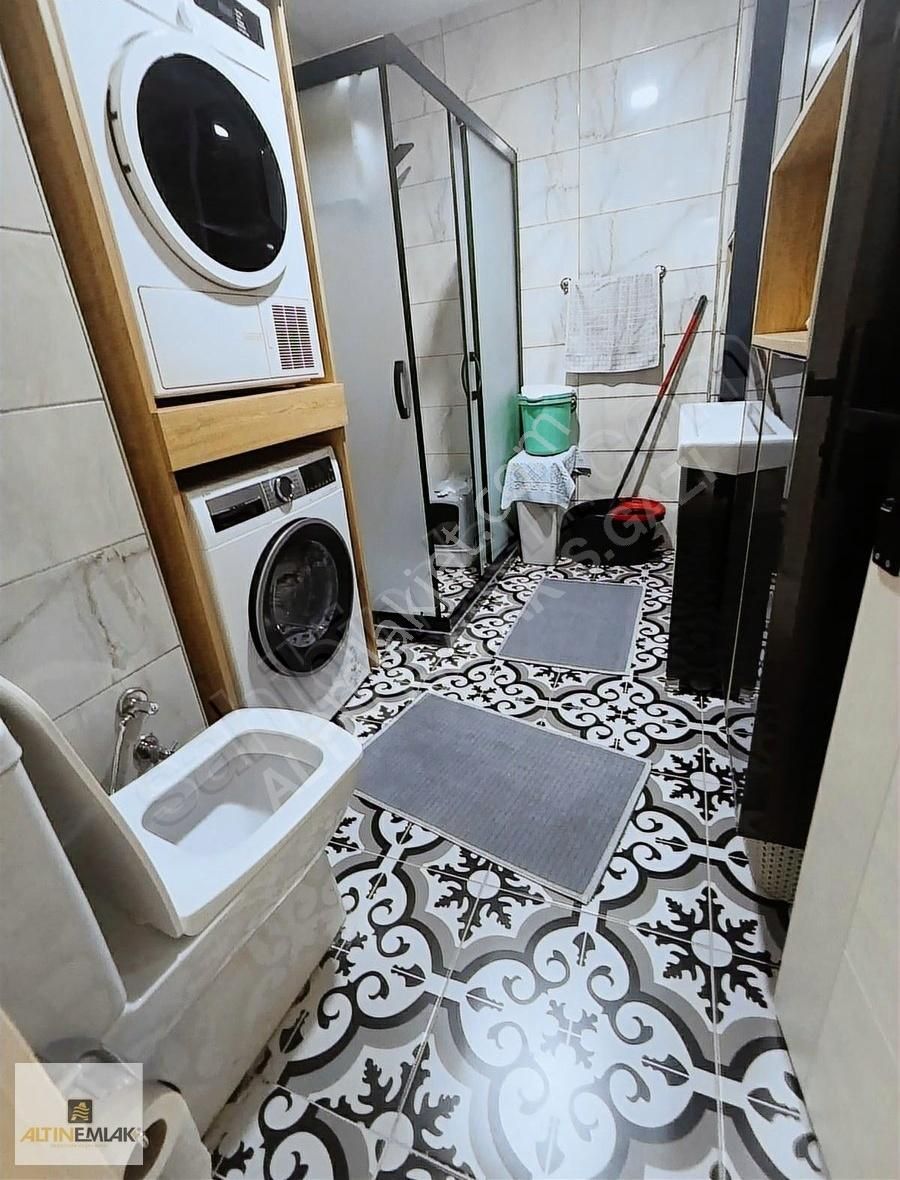 Altın Emlak'tan Cumhuriyet Mah. 2+1 Satılık Daire