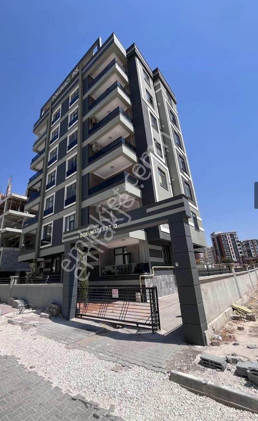 Yavuz Emlak Tan Kiralık Daire Arakat Karaköprü Diş Hastanesi Arkasi 5 Oda