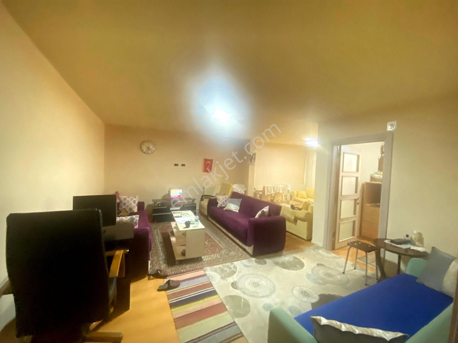 Uzman Emlak'dan Tepebaşı Mh'de Sanatoryum Cadde Yakını 2+1 Daire - Görsel 4