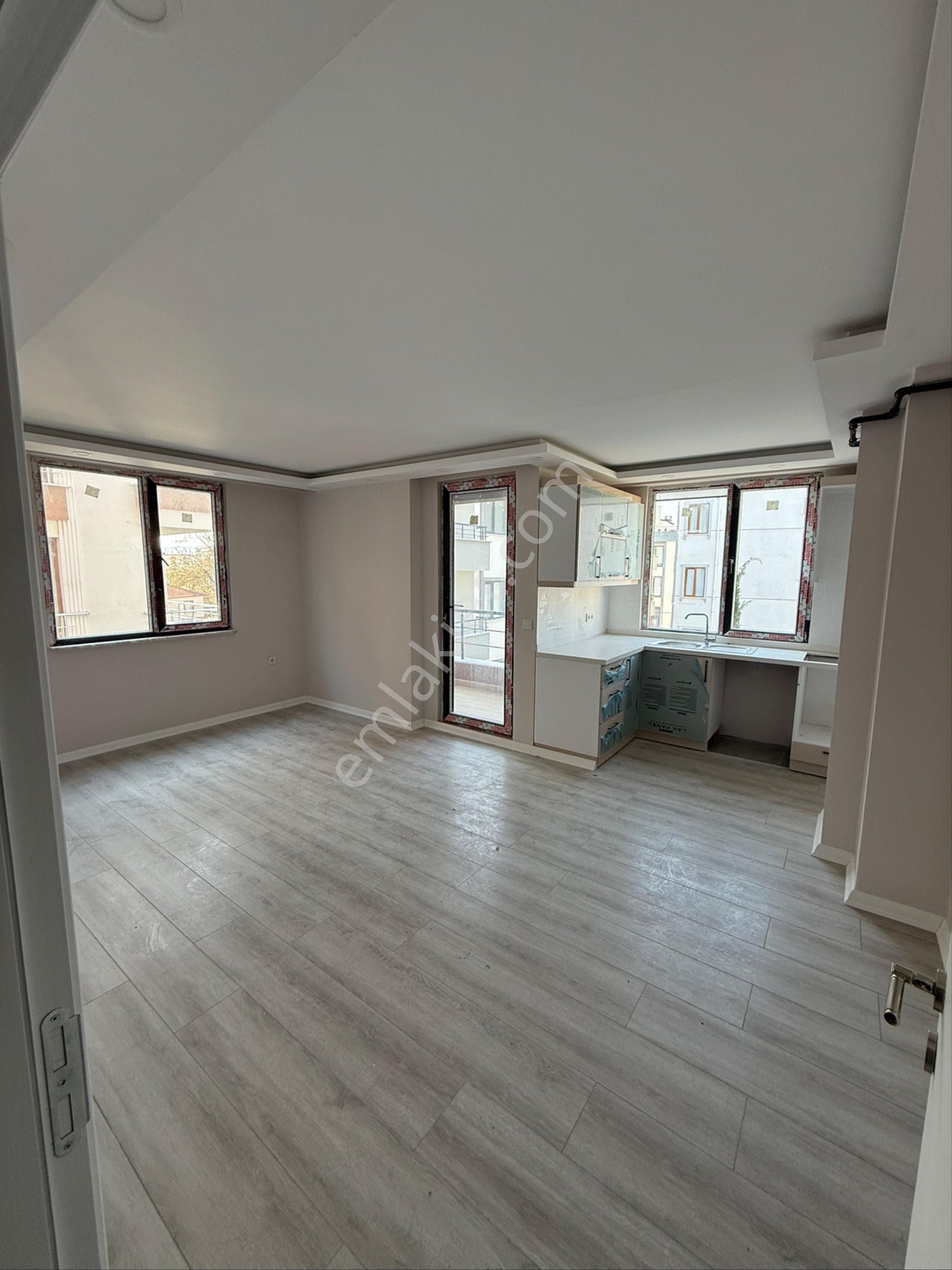 Sahibinden Satılık 1+1 Sıfır Daire Ara Kat İskanlı