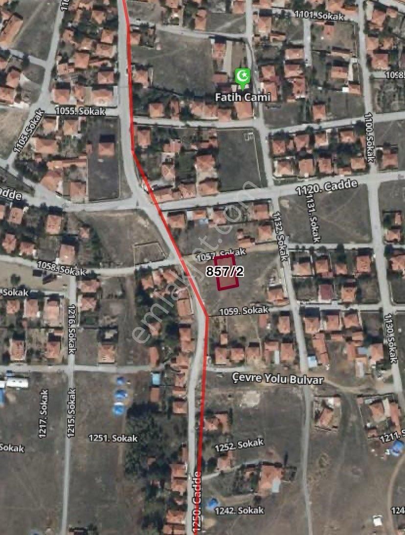 Karşıyaka Mahallesinde Satılık Araa