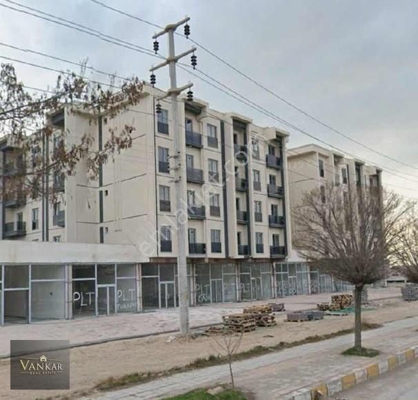 Vankar'dan Erciş Yolu Üzeri Satılık 1+1 Daire
