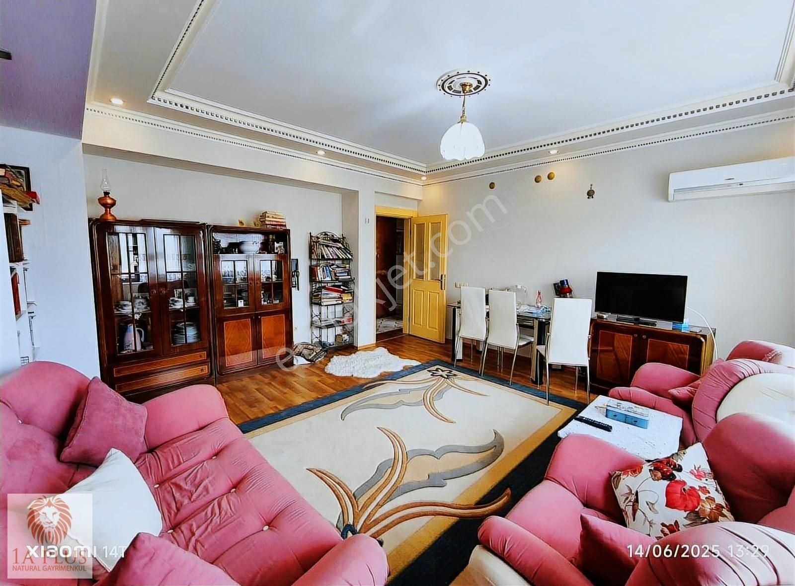 Kepez Aydoğmuşta 155m2 3+1 Satılık Geniş Daire