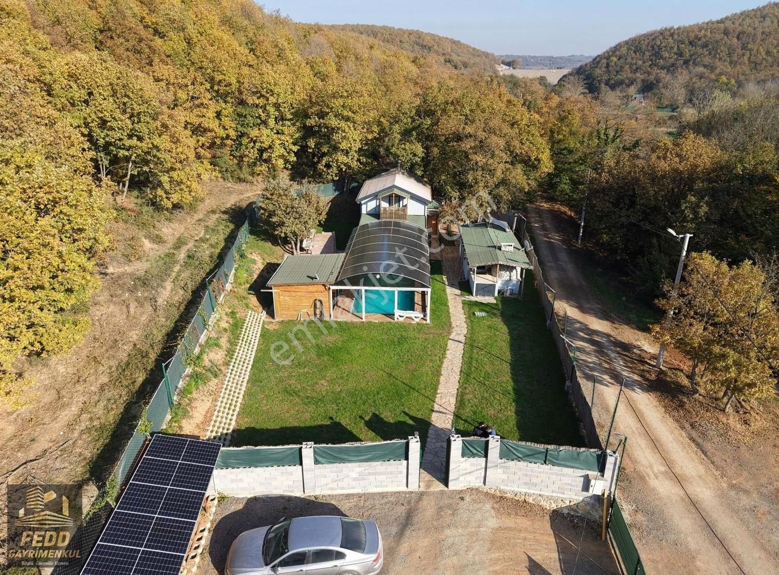 Gebze Denizli Köyü 3+1 Eşyalı Satılık Havuzlu Villa