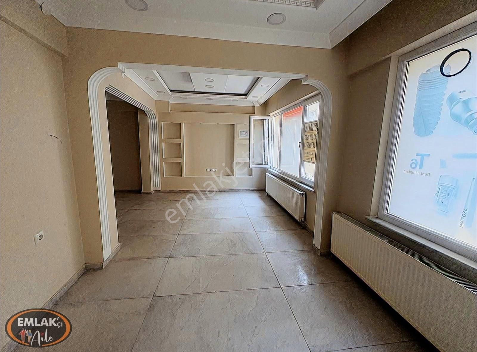 Çarşı İçerisinde Ayrı Mutfaklı Kiralık 1+1 Daire