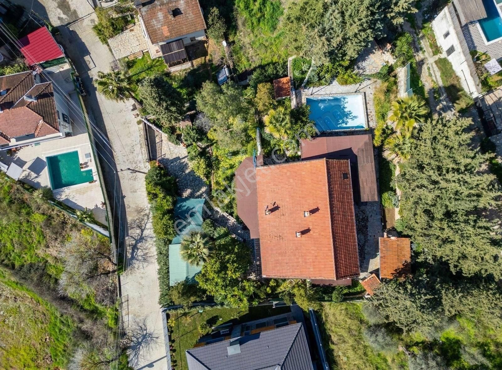 Ataköy'de Toskana Mimarisi Özel Proje Müstakil Villa