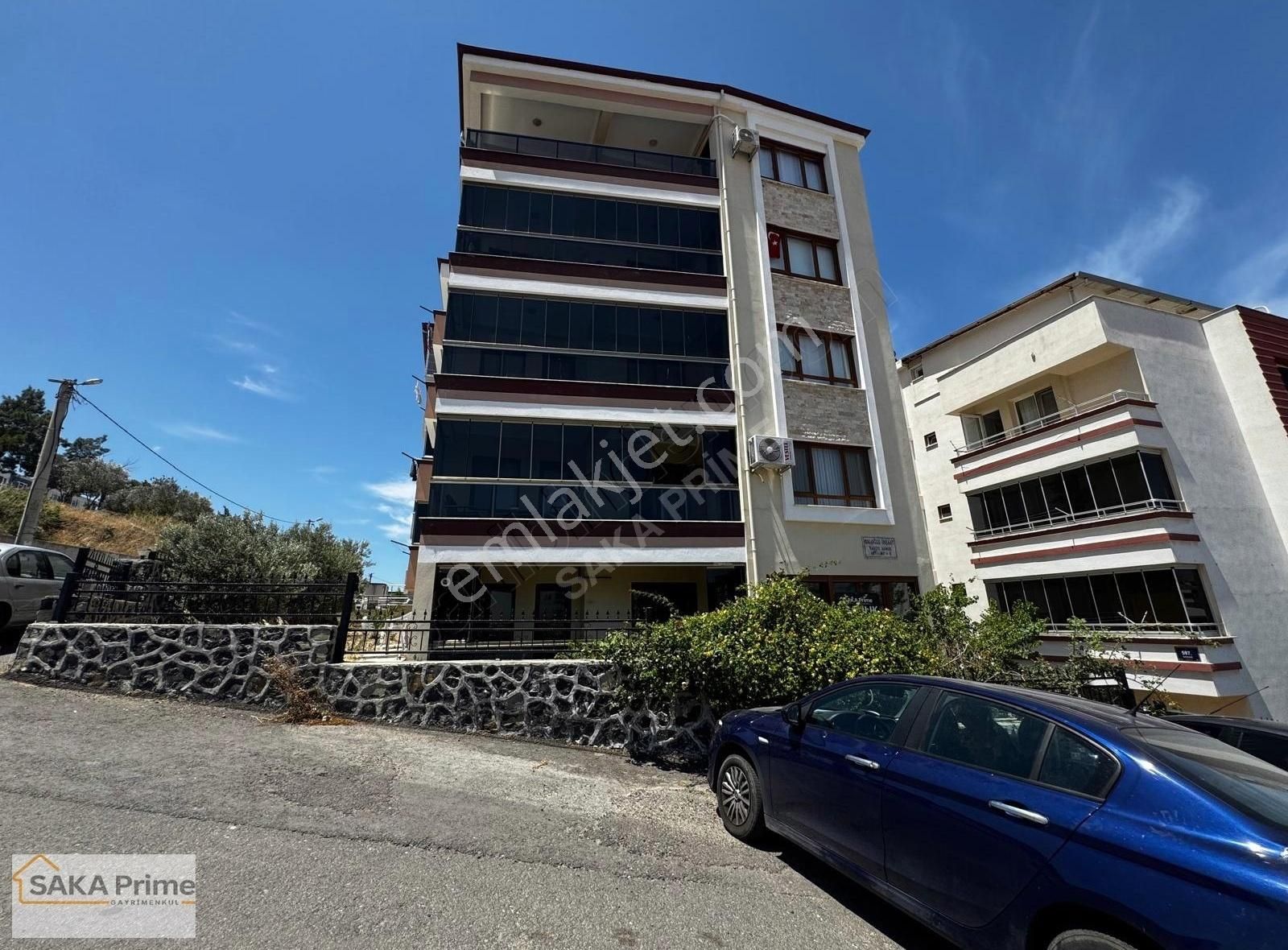 Yeni Mahalle'de Çarşamba Pazarının Arkasında 3+1 Giriş Daire ;