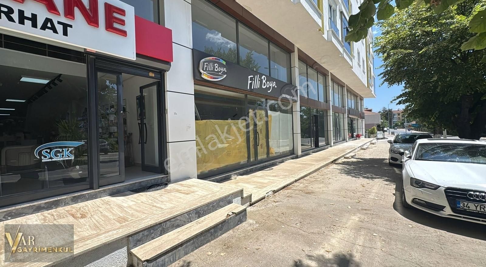 Kırklareli Vize Gazi De Satılık 250m2 Cadde Cephe Dükkan