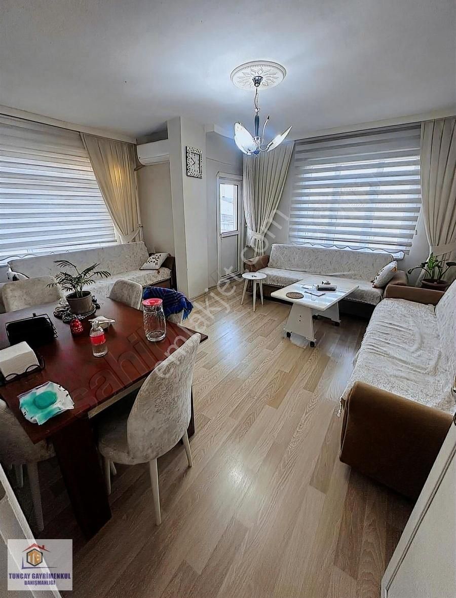 Halkalı Mrkez Mah Çarşamba Pazarına Yakın 2+1 95 M2 Satılk Daire