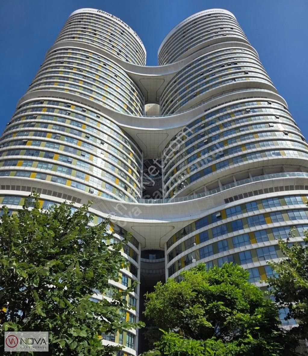 Ataşehir Dumankaya İkon 1+1 Eşyalı Ofis
