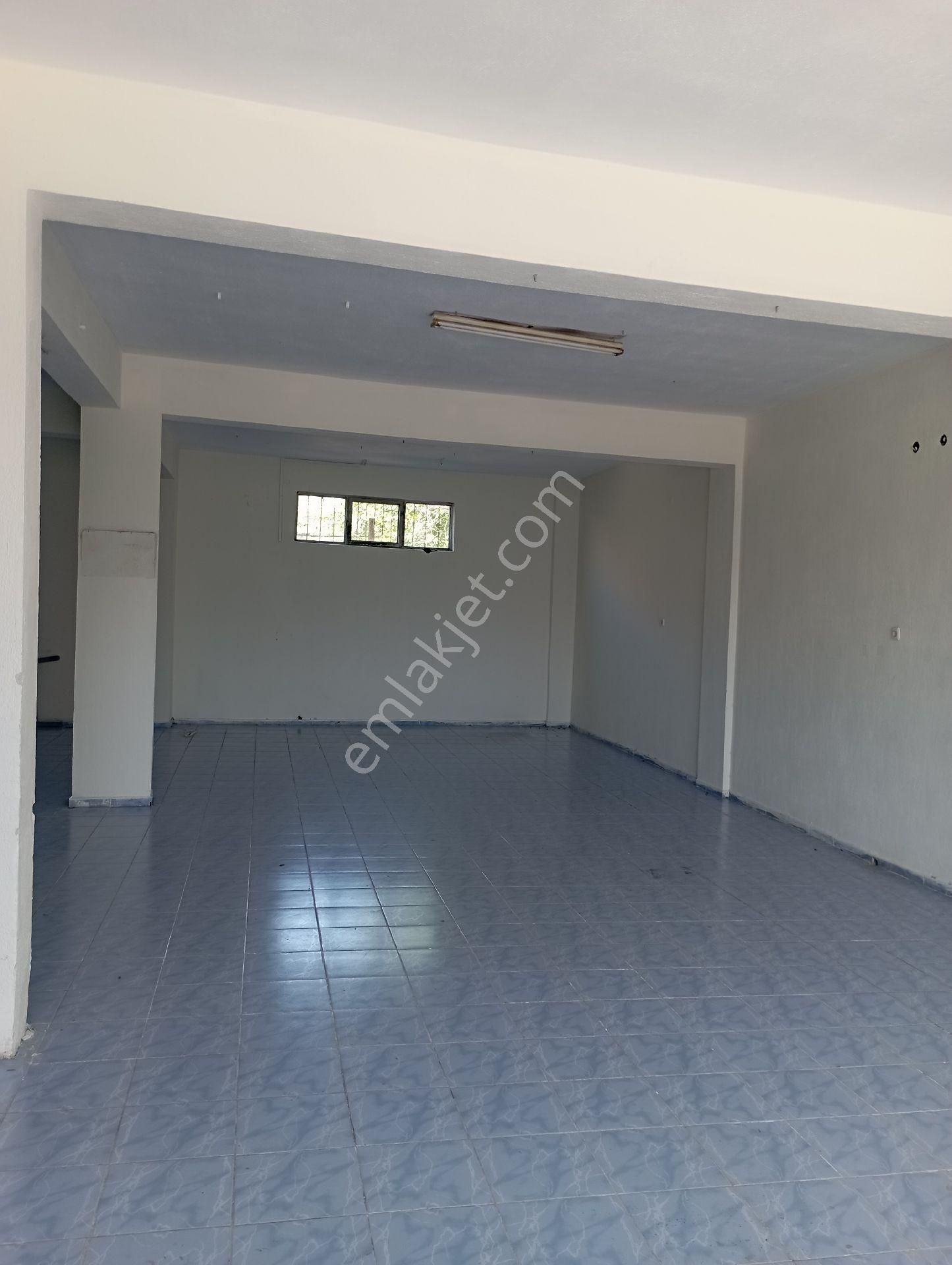 Gaziemir Sarniç'ta Kiralık Depo/isyeri