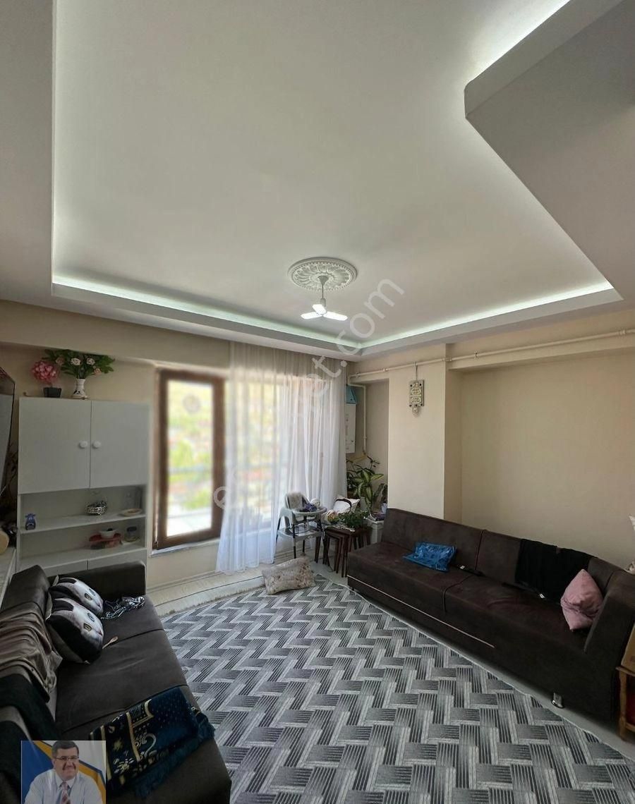 Vali Mithat Bey Mahallesinde Satılık Yeni Yapı 1+1 Daire