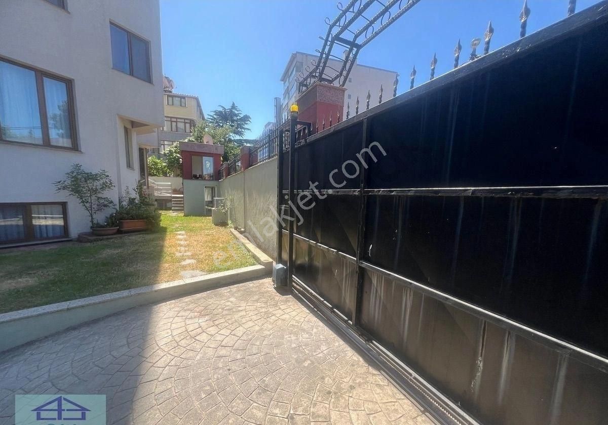 Elite’den Mihribat Sitesinde Kısmi Boğaz Manzaralı Daire - Görsel 24