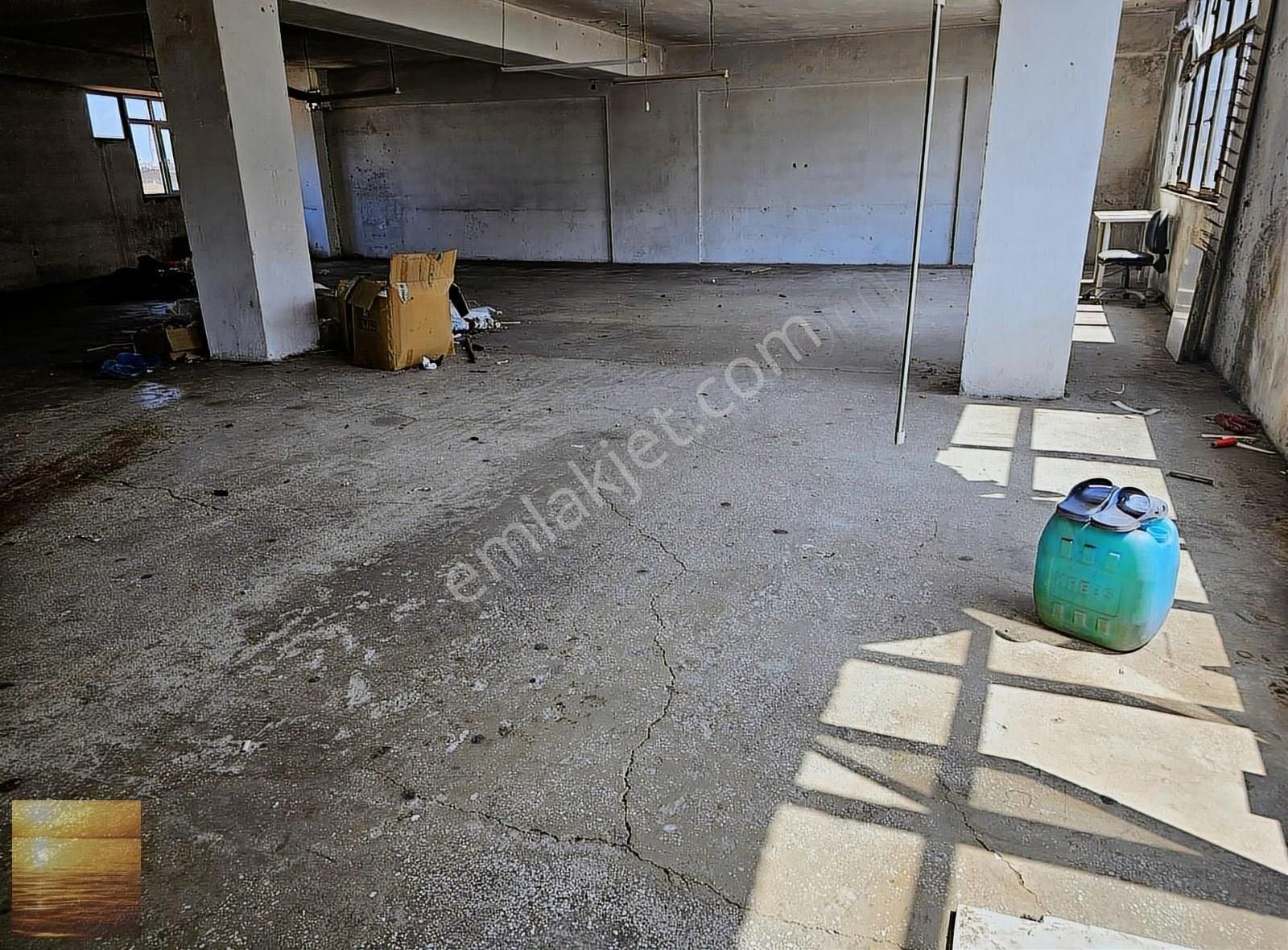 Merkezi Konumda Birçok İşe Uygun İş Yeri
