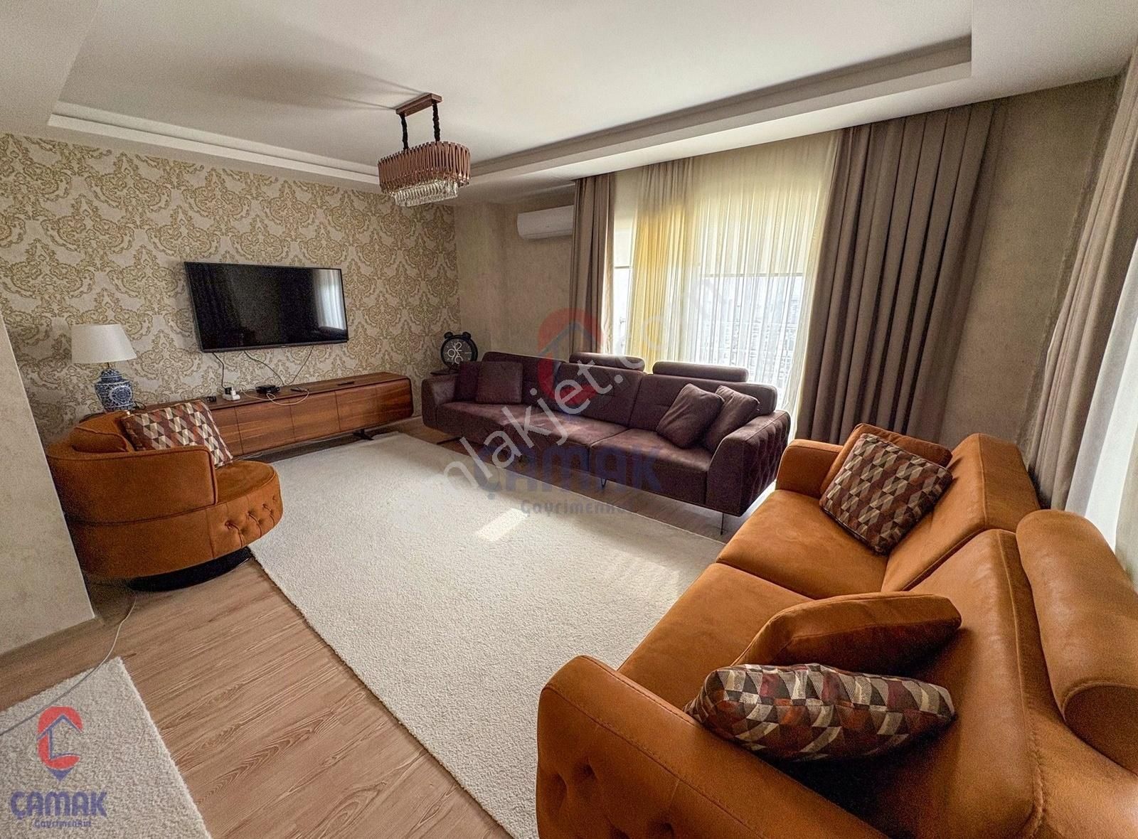 Çamak Gayrimenkul'den Yenişehir'de Satılık Lüks 4+1 Daire