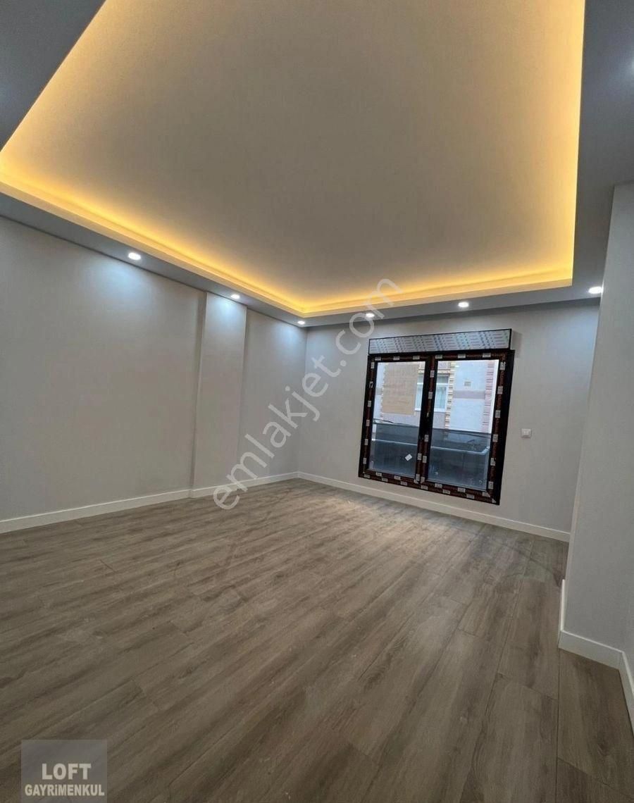 Loft'tn Sefaköy Merkezde Sıfır 2+1 80m2 Lüks Arakat