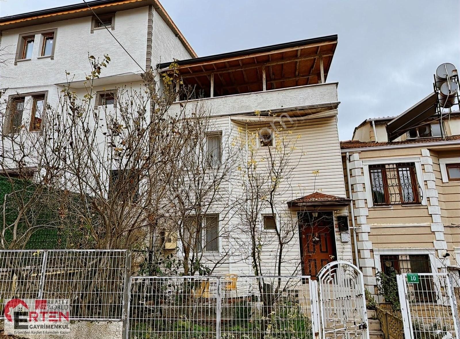 Rw Erten'den Gemlik-umurbey Mah. De Satılık 3+1 Villa